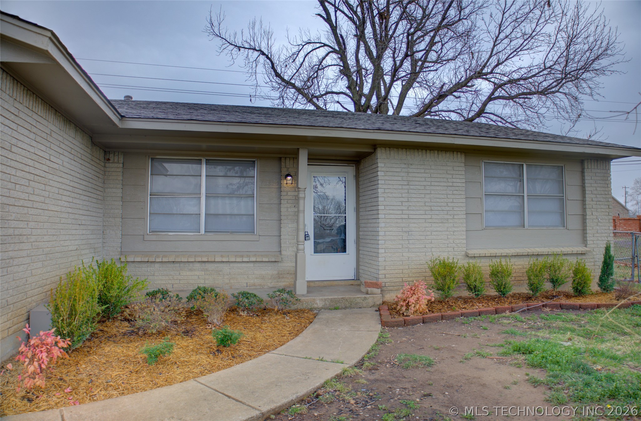 12820 E 14th Street Property Photo 3