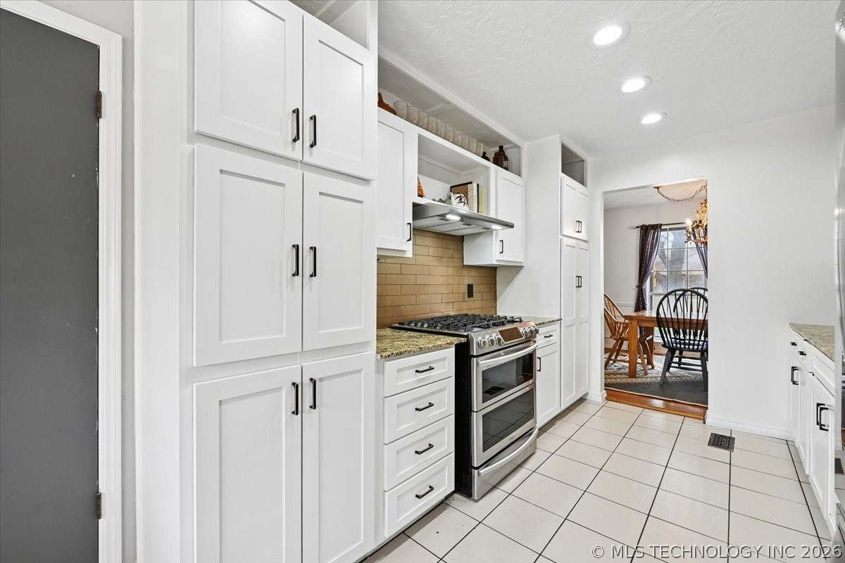 7505 S 70th East Avenue Property Photo 17