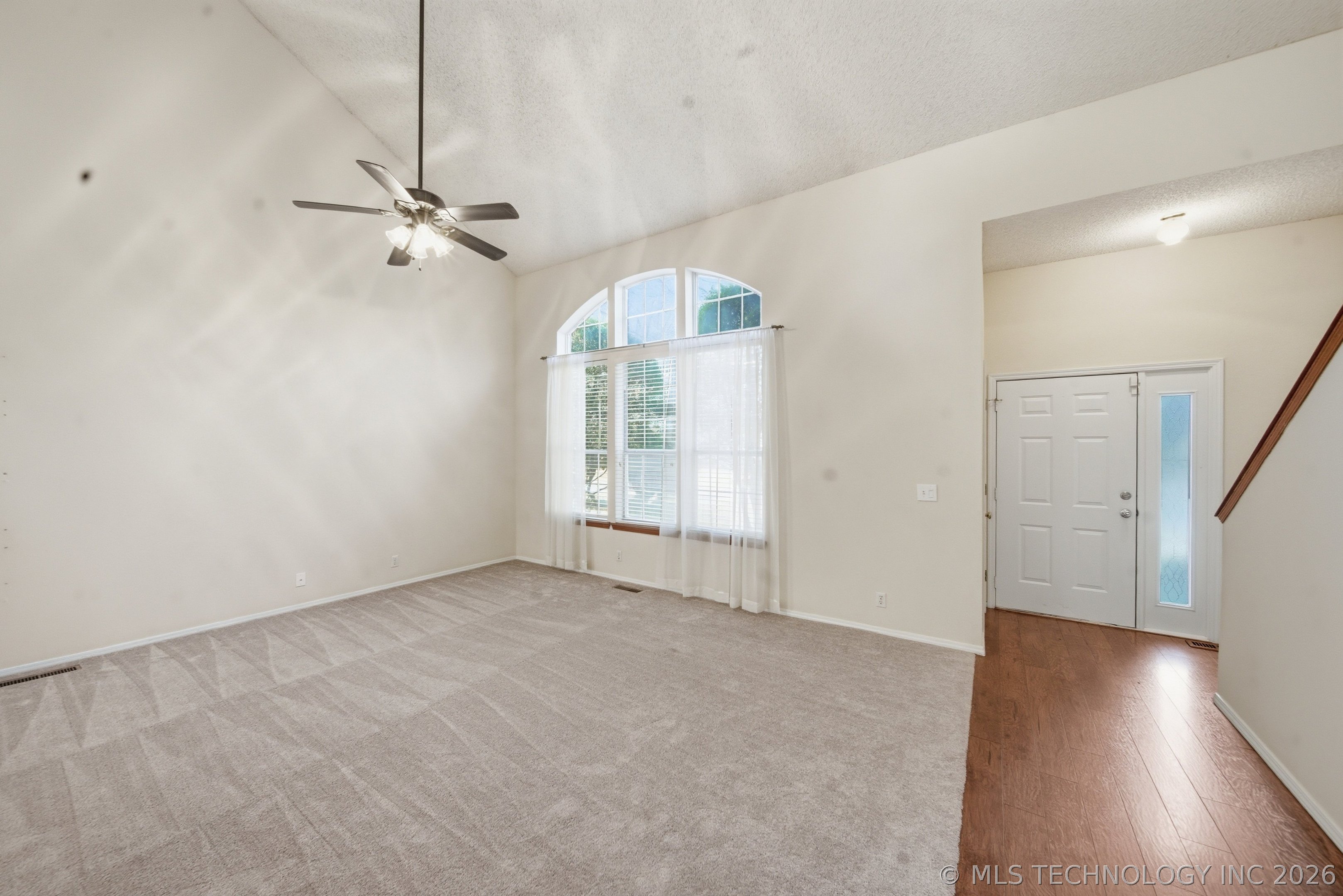 6309 S Date Avenue Property Photo 7