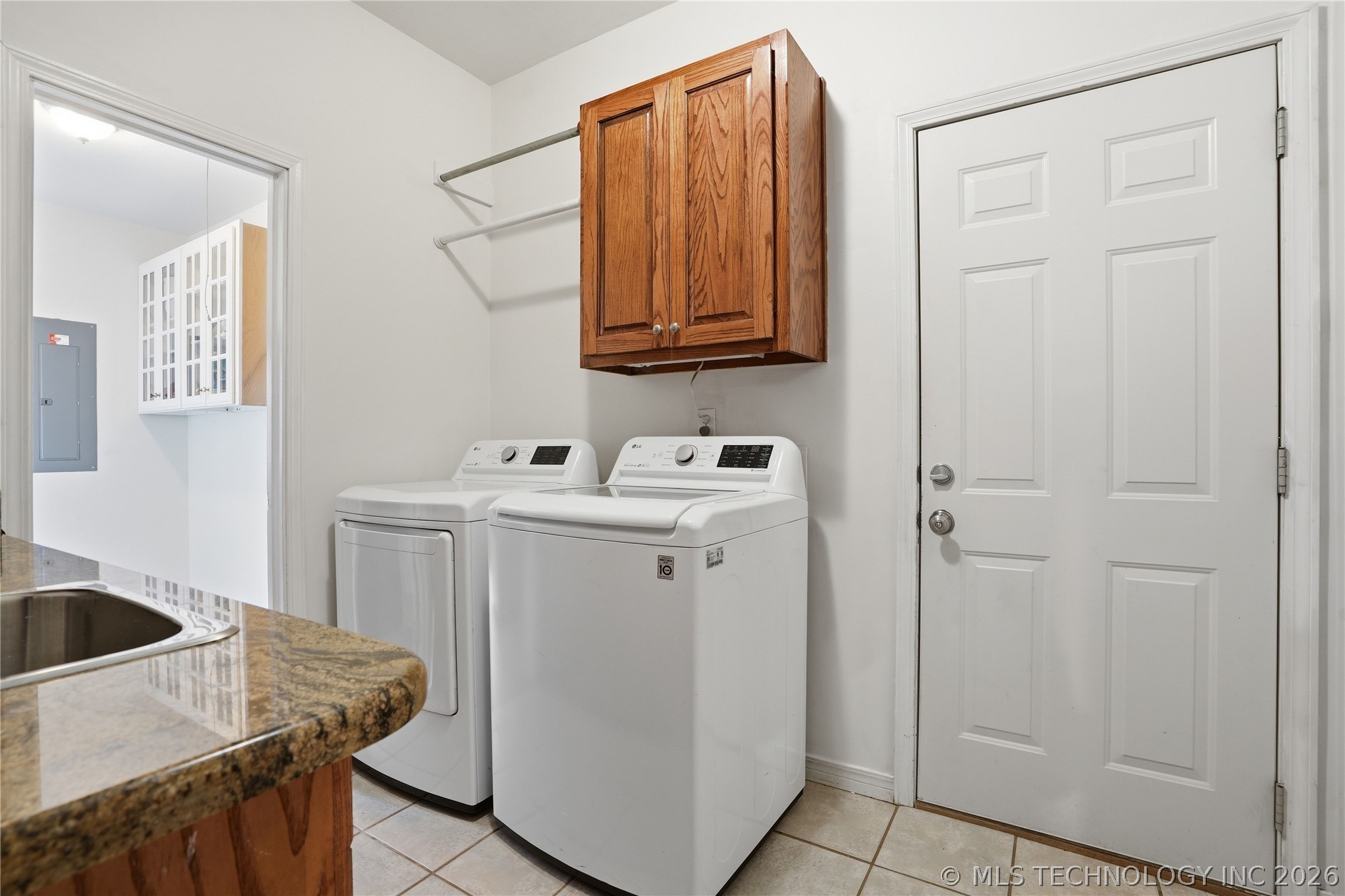 11541 S 66th East Avenue Property Photo 42