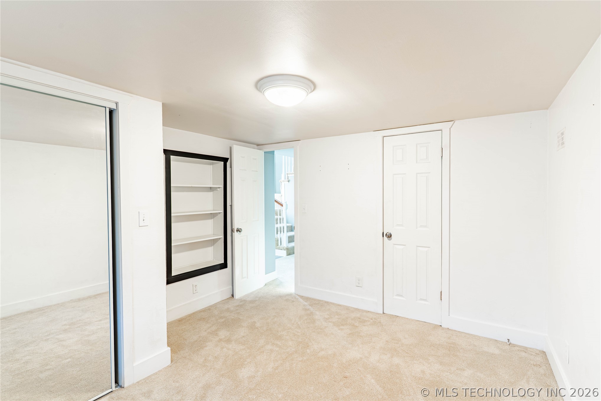 84 Weatherwood Way Property Photo 11