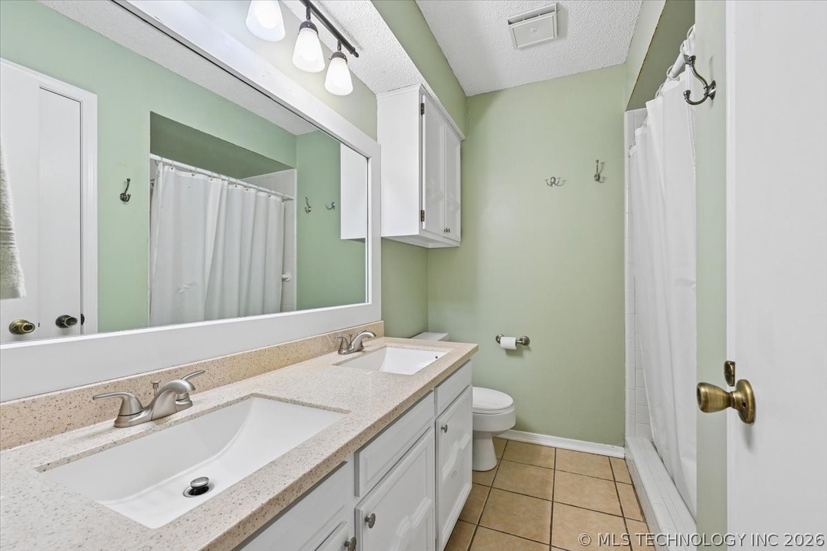 7606 Glenwood Circle Property Photo 19