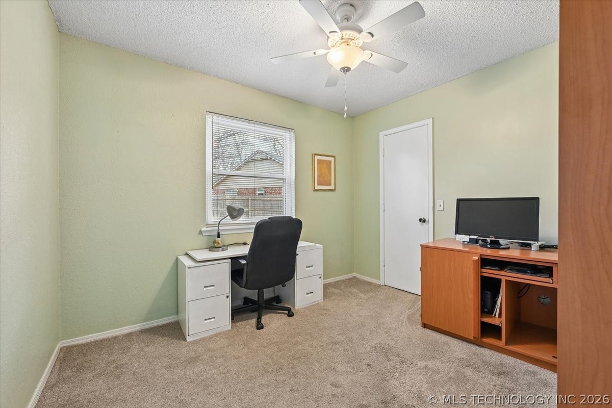 7606 Glenwood Circle Property Photo 23