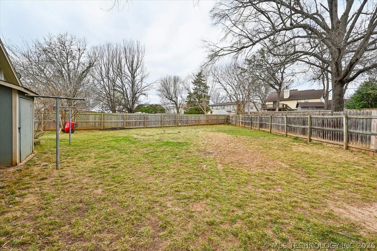 7606 Glenwood Circle Property Photo 27