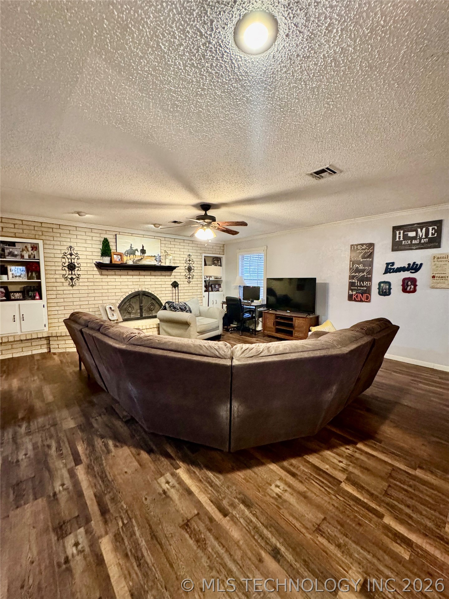 1311 Whisenant Property Photo 6
