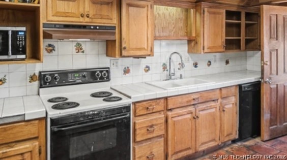 21054 E 613 Road Property Photo 9