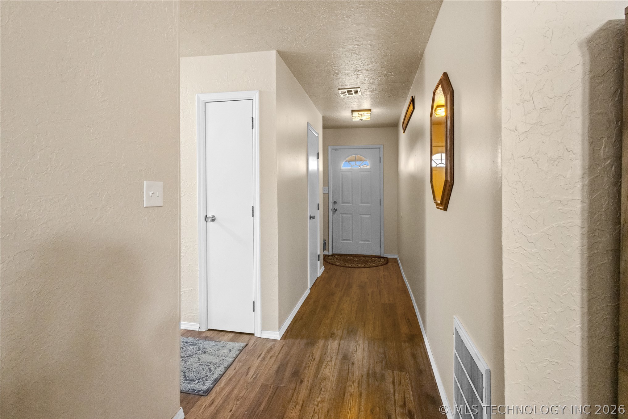 1509 W Orlando Place Property Photo 4