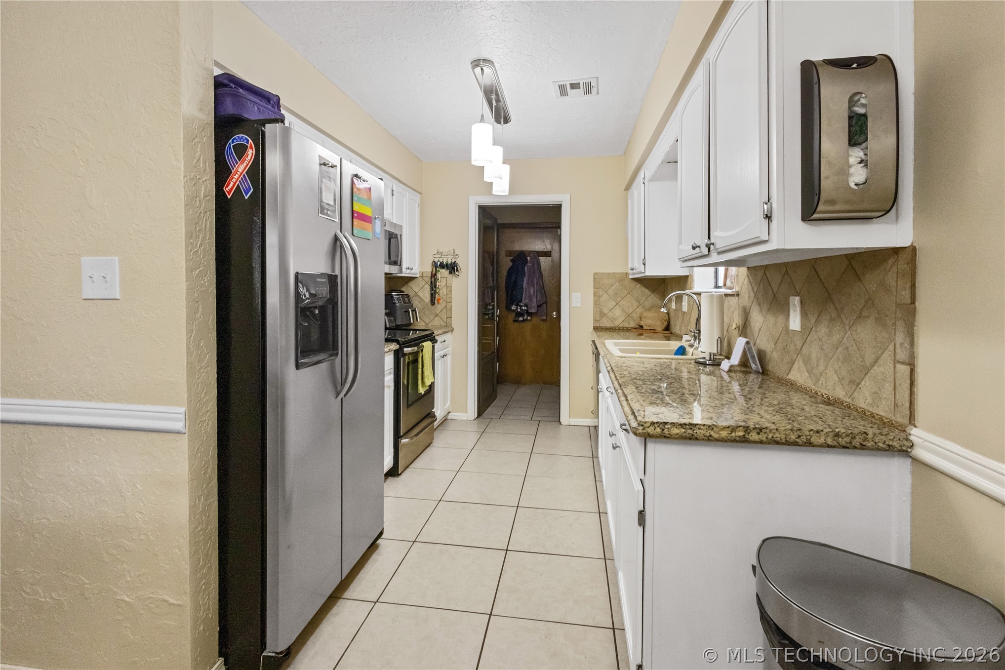 1509 W Orlando Place Property Photo 5