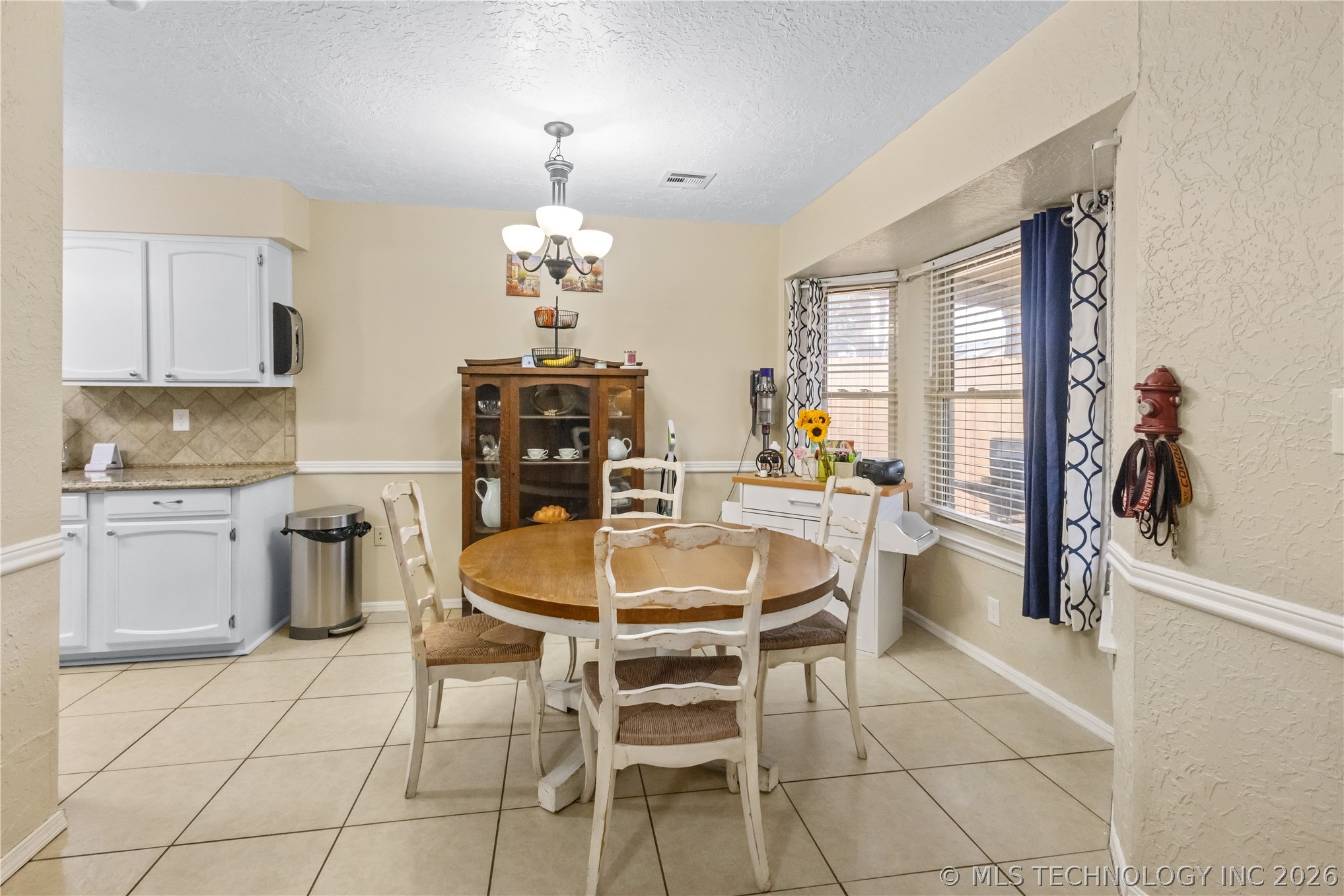 1509 W Orlando Place Property Photo 7