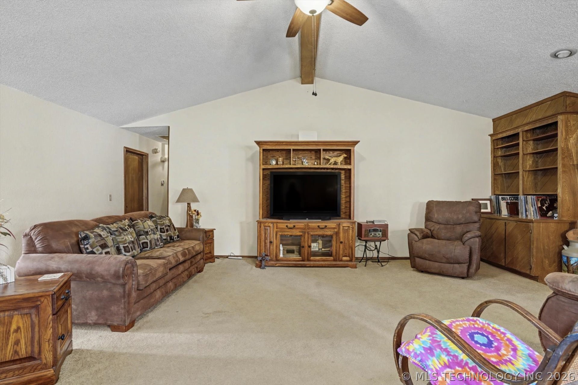 3005 S Juniper Place Property Photo 6