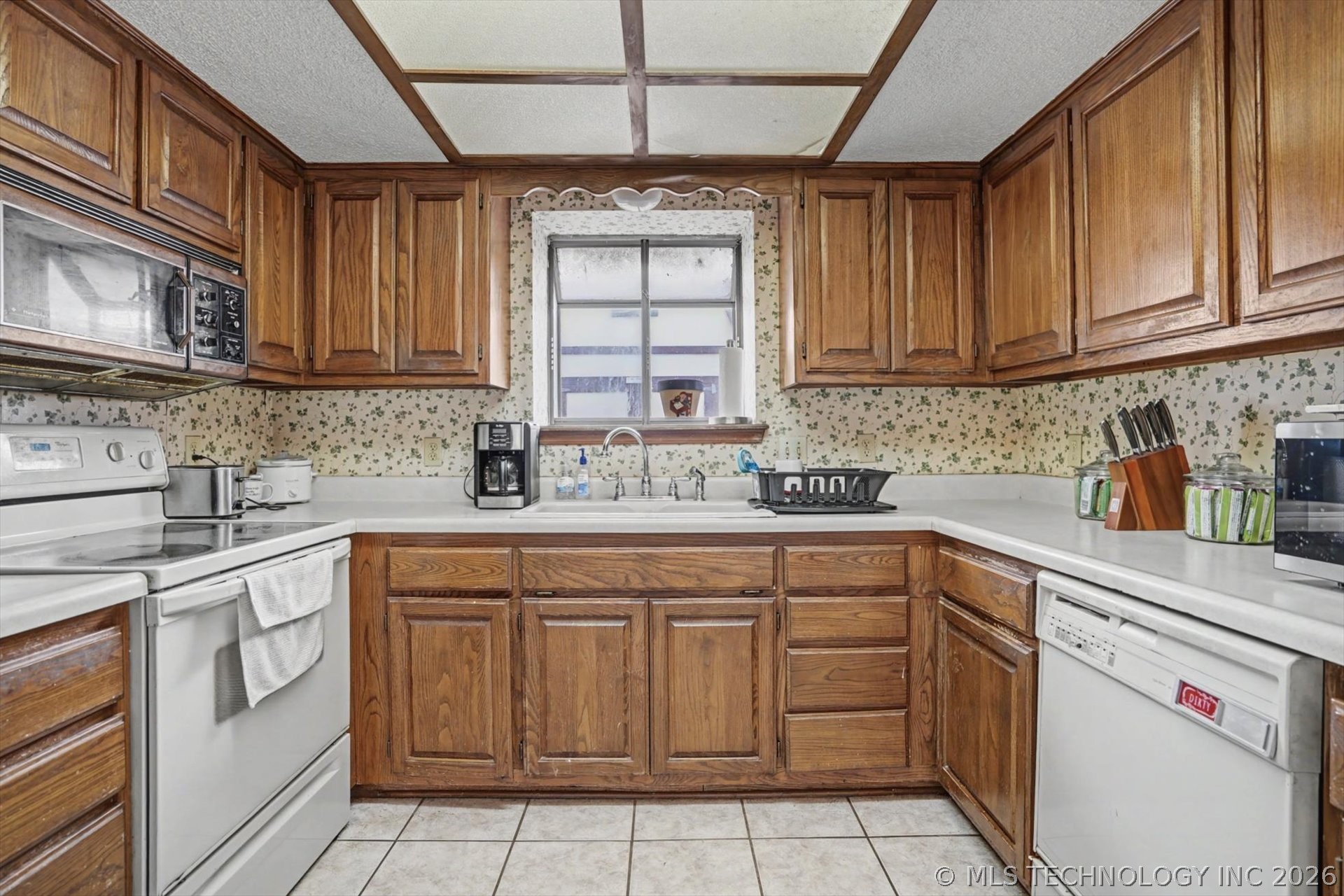 3005 S Juniper Place Property Photo 11