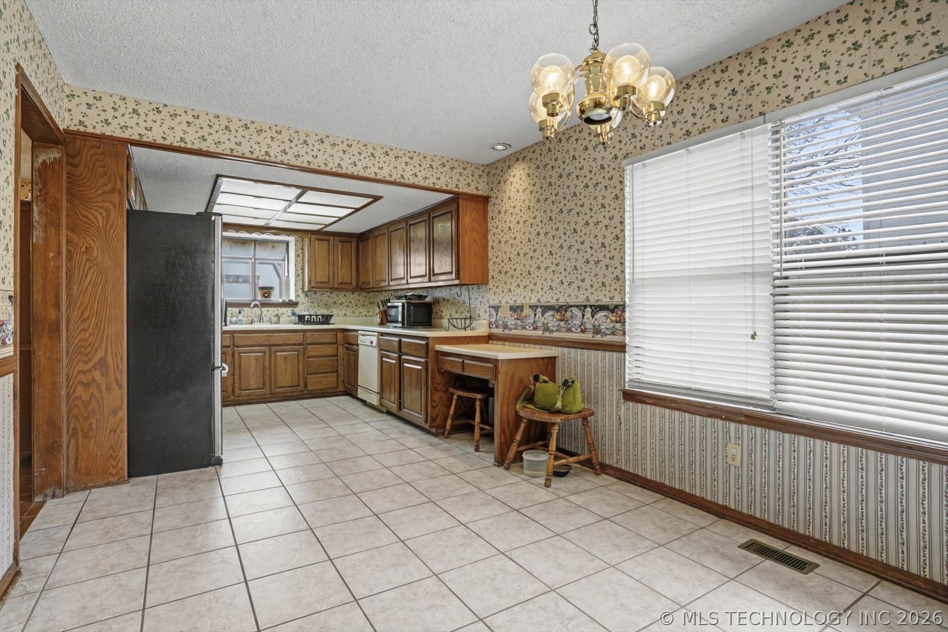 3005 S Juniper Place Property Photo 13