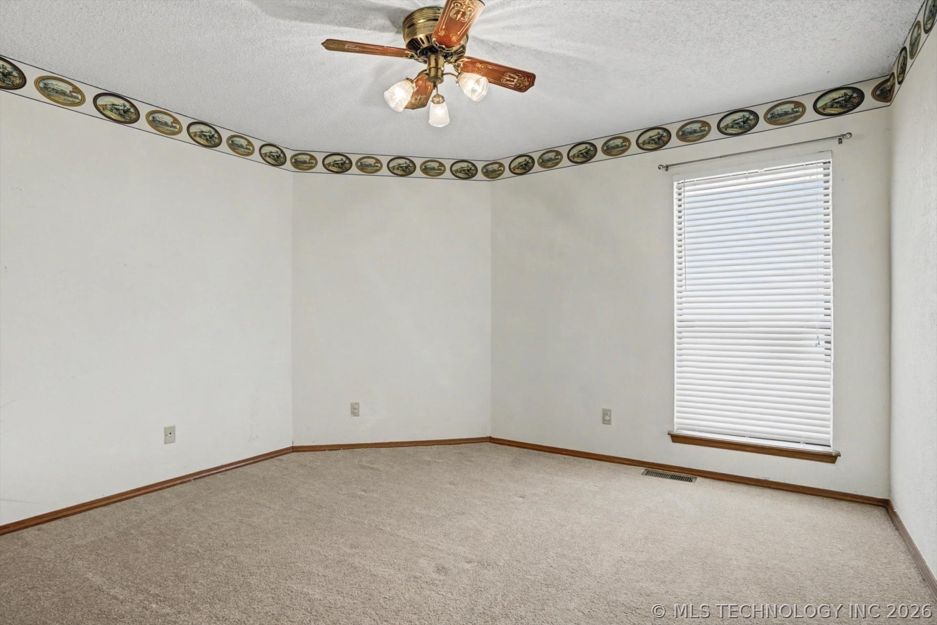 3005 S Juniper Place Property Photo 21