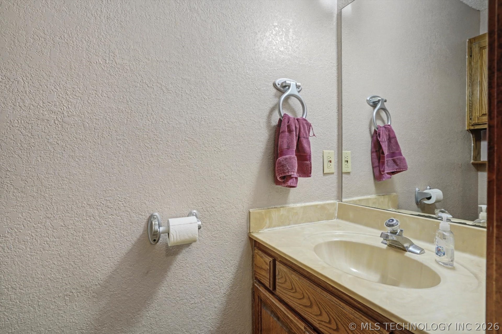 3005 S Juniper Place Property Photo 24