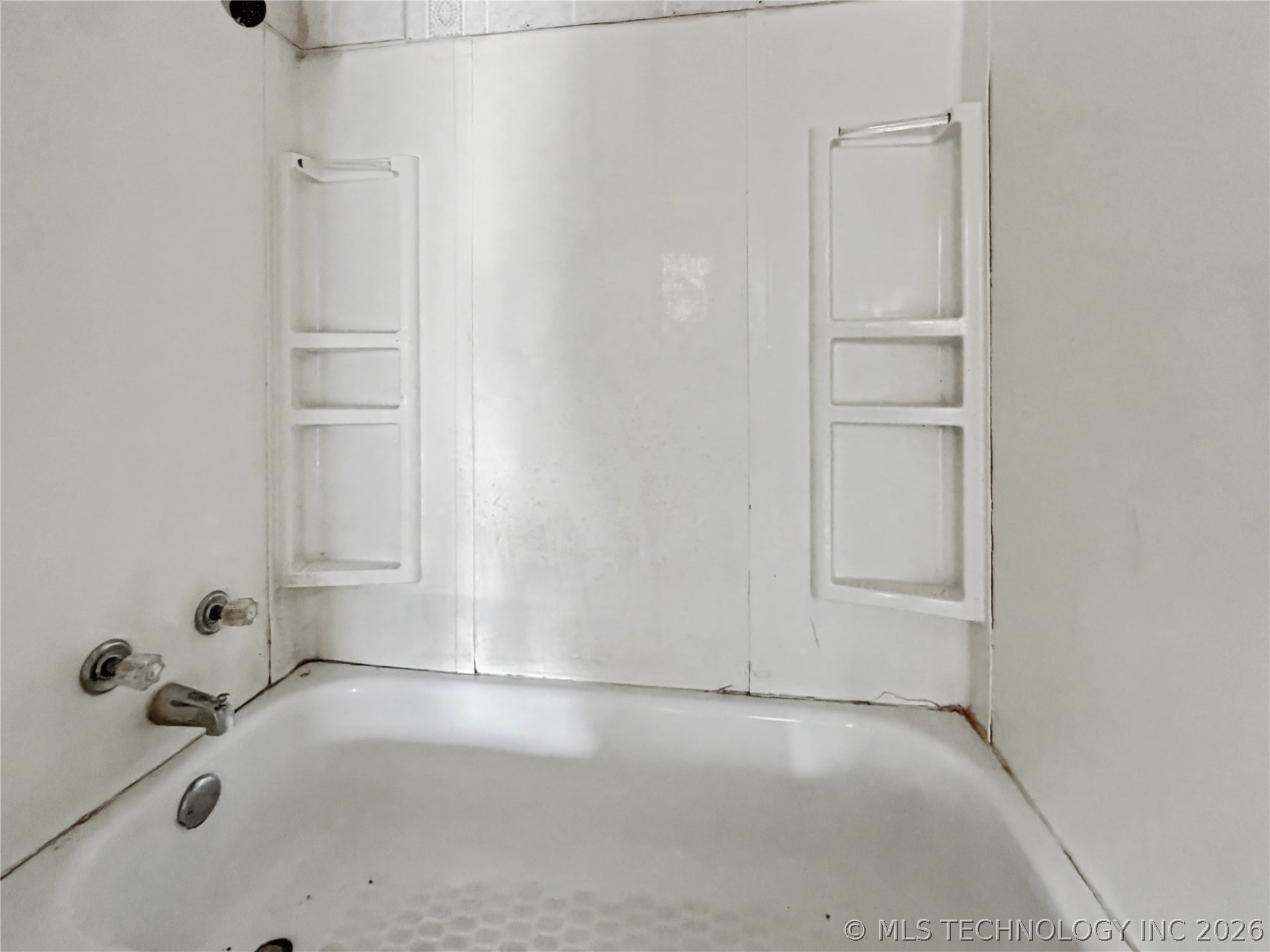210 Northside Court Property Photo 13