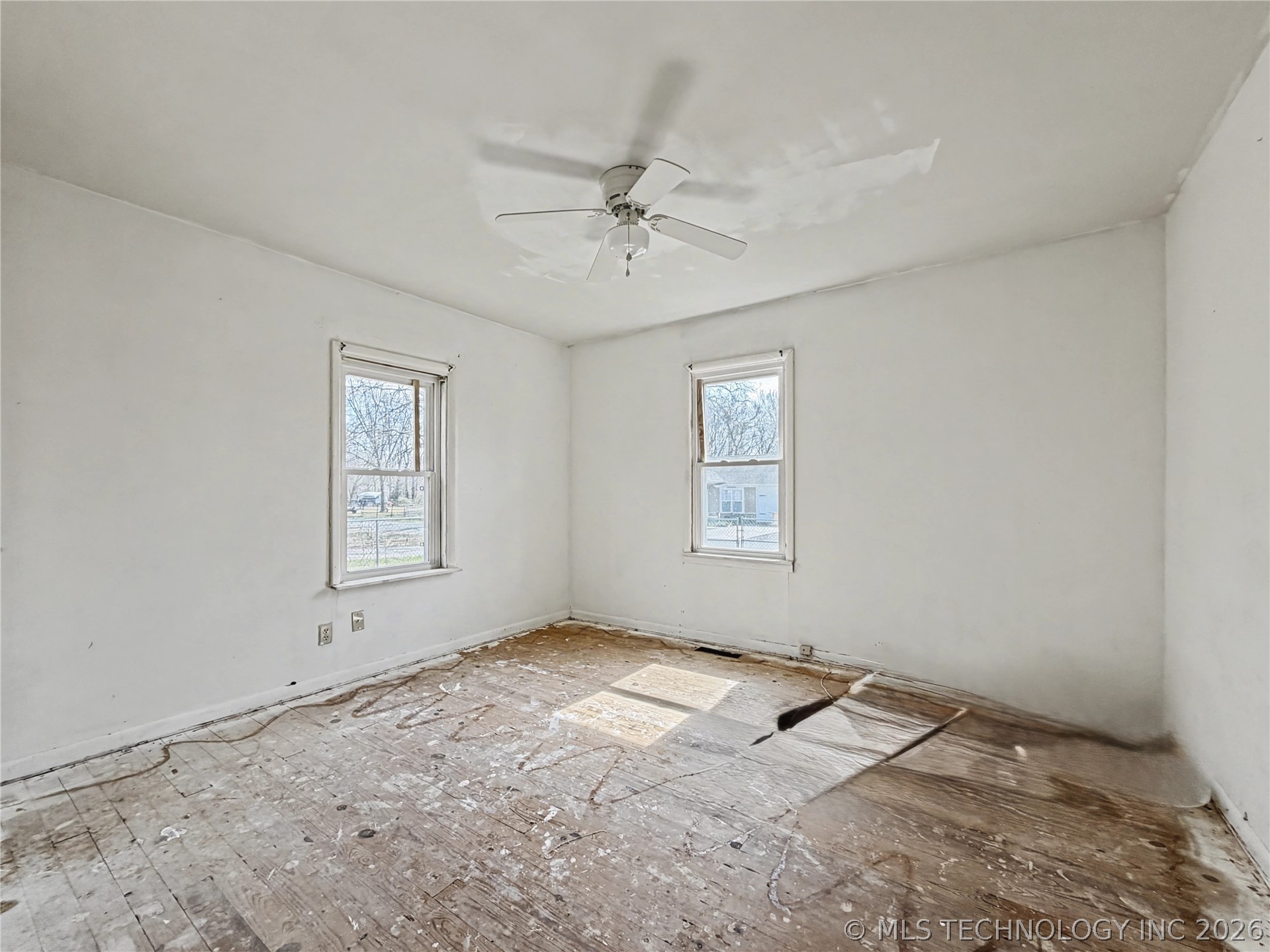 210 Northside Court Property Photo 15
