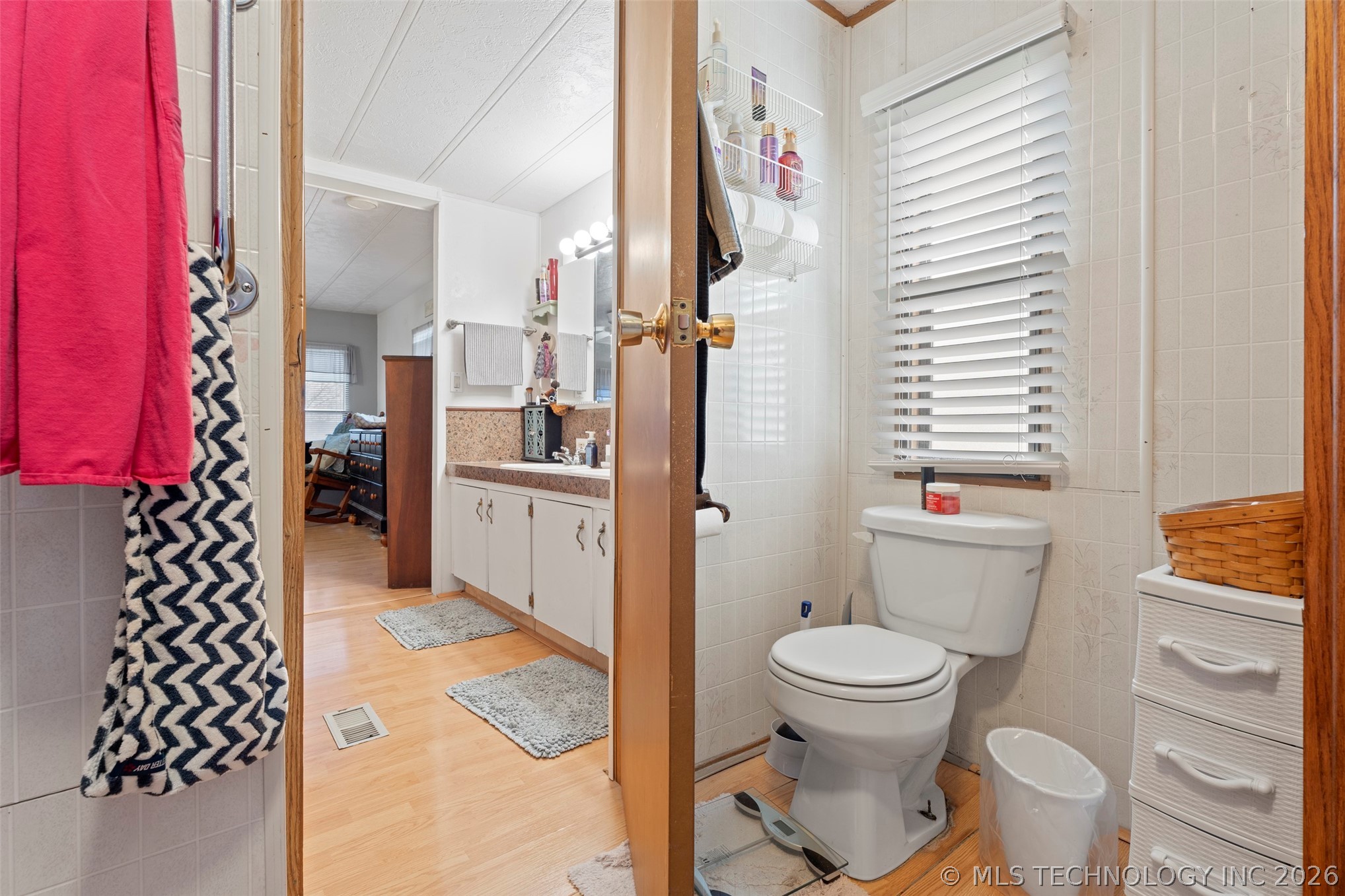 34850 S 539 Loop Property Photo 15