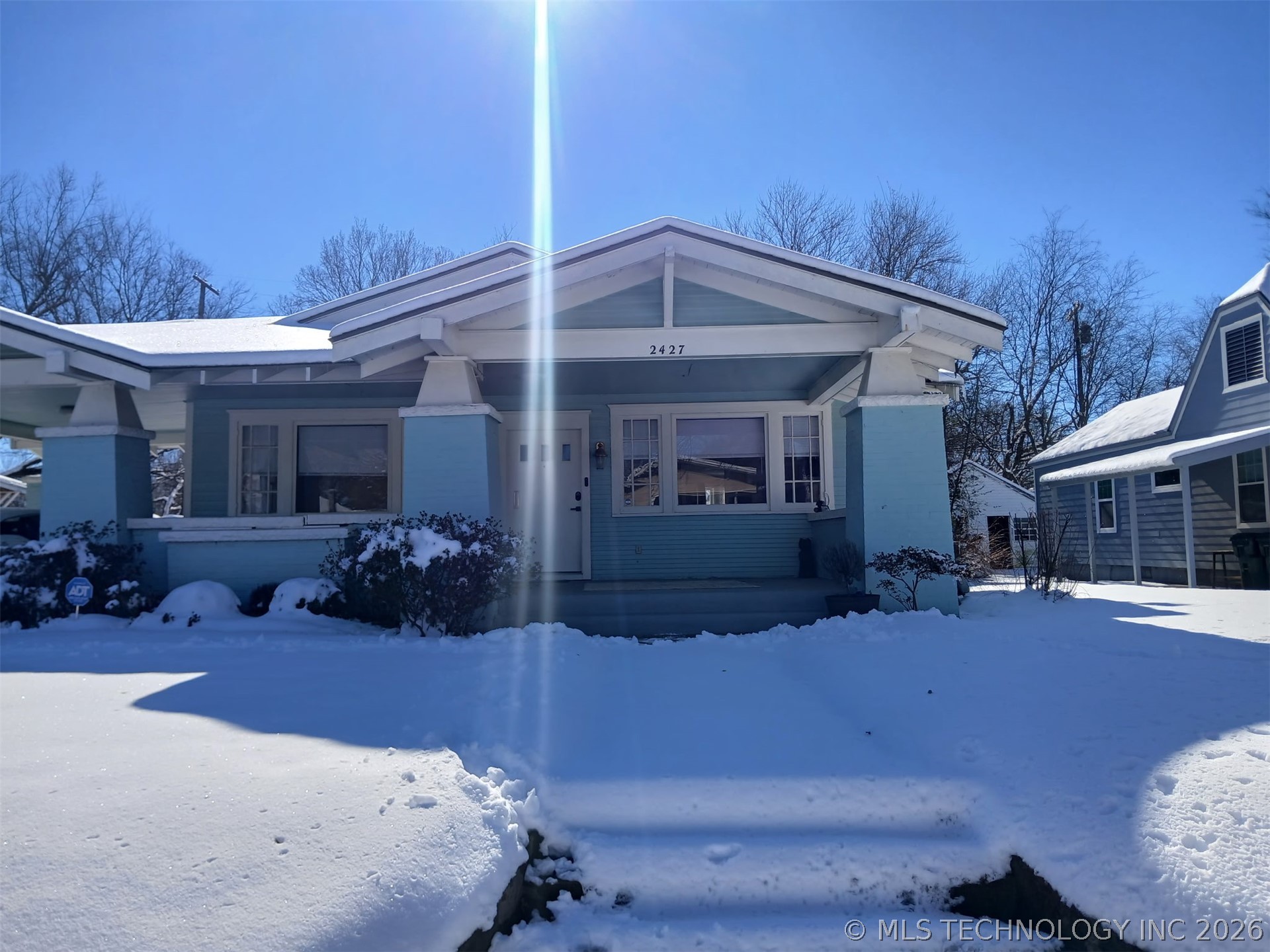2427 Boston Street Property Photo 2