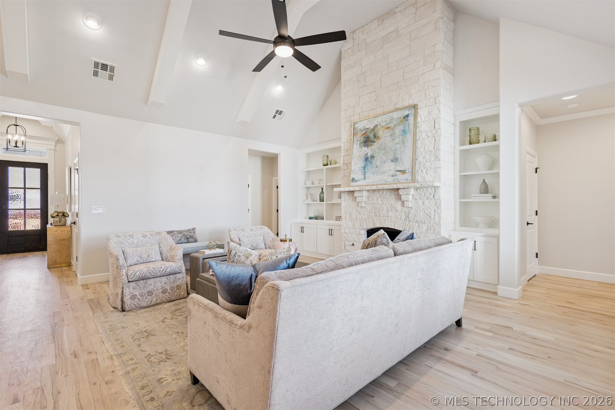 6716 S Gardenia Avenue Property Photo 10