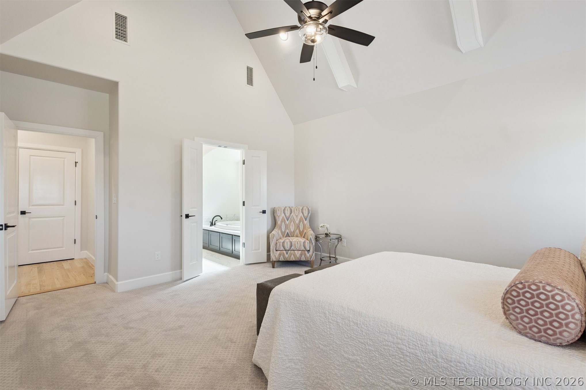 6716 S Gardenia Avenue Property Photo 27