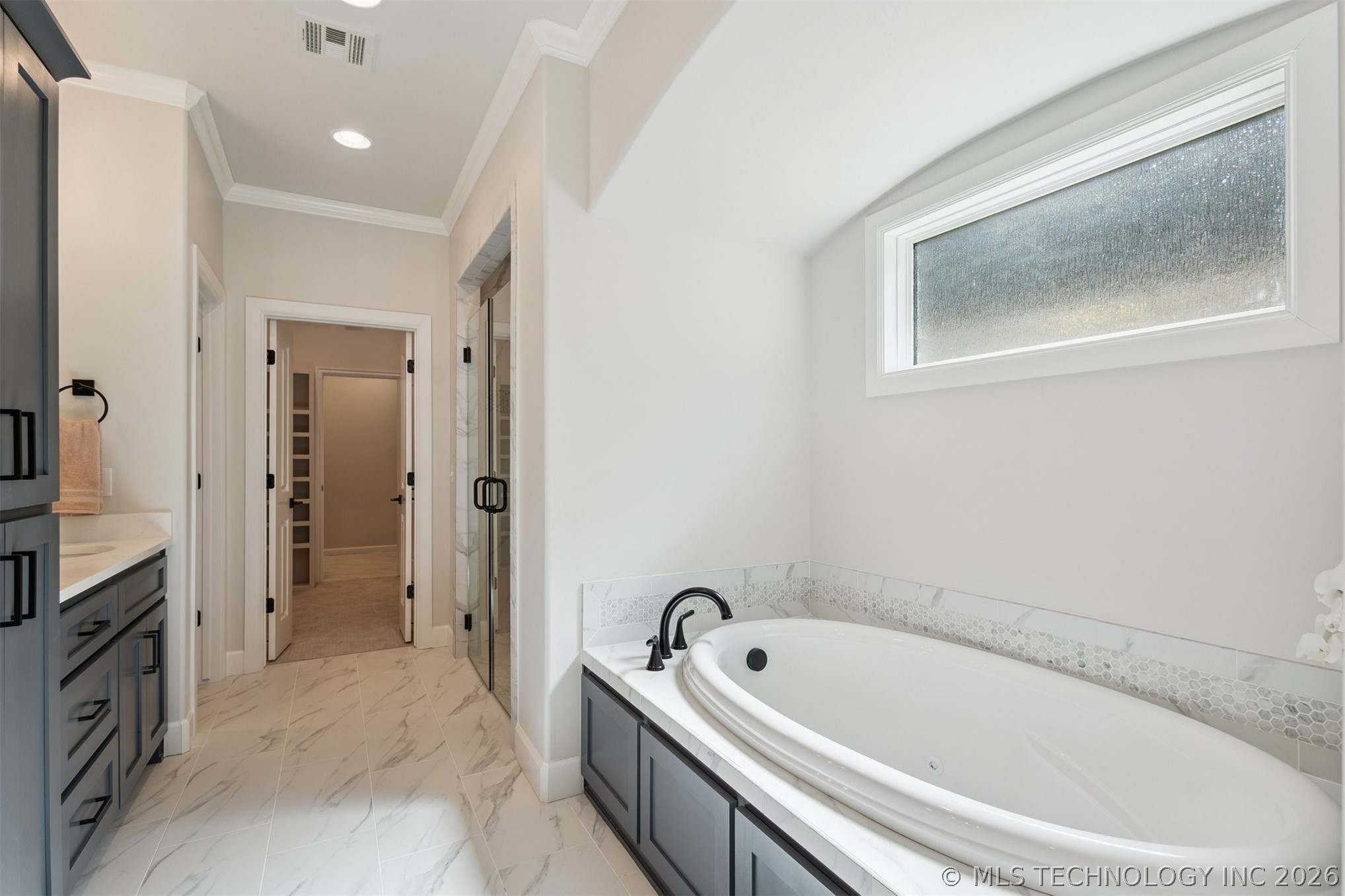 6716 S Gardenia Avenue Property Photo 30