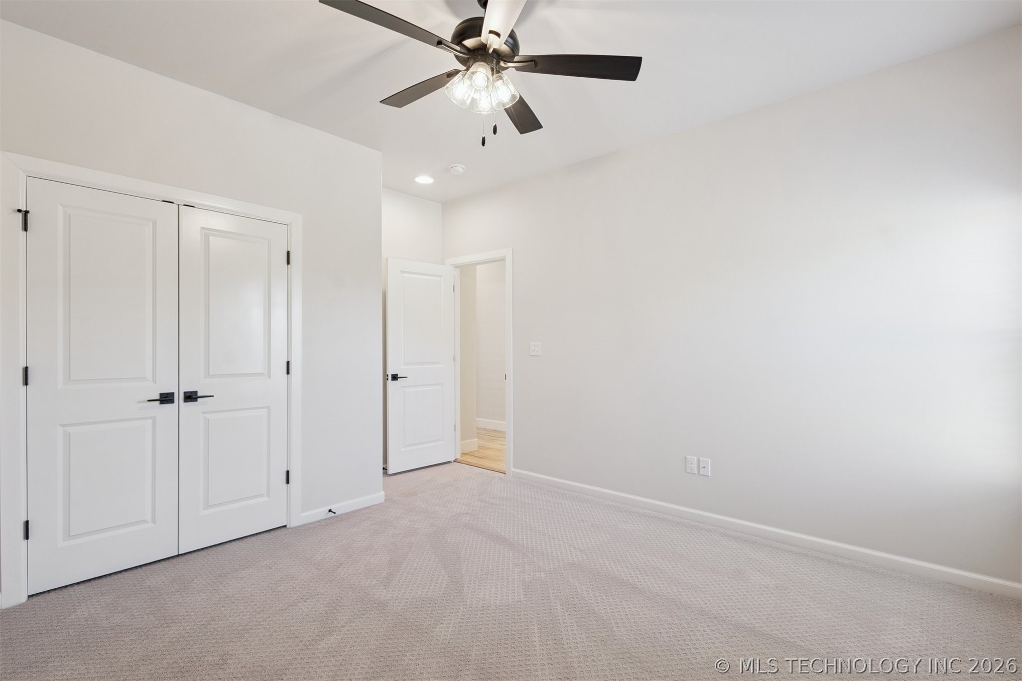 6716 S Gardenia Avenue Property Photo 37