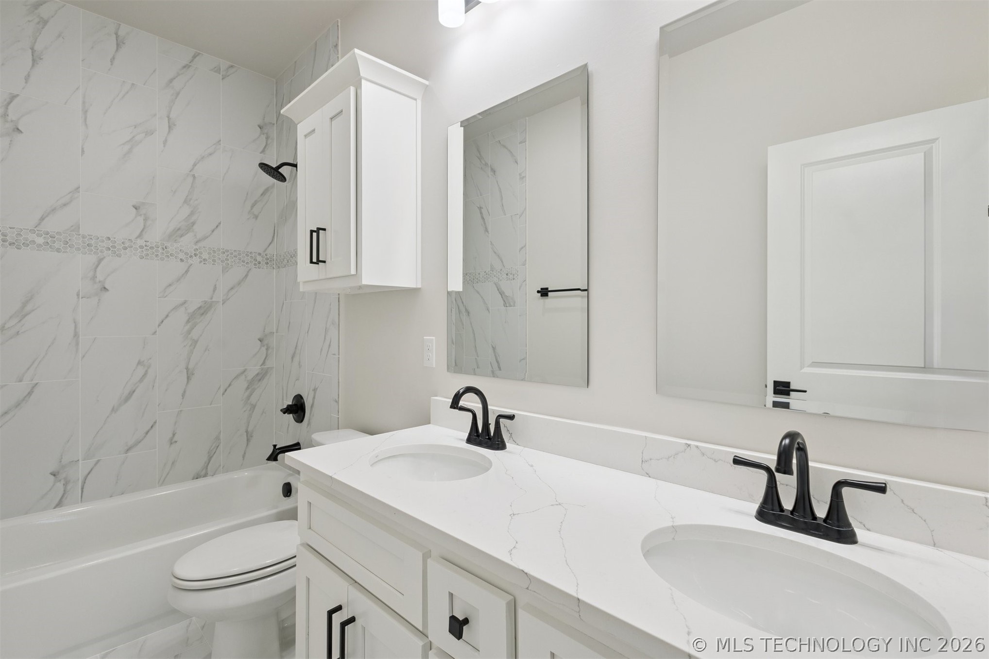 6716 S Gardenia Avenue Property Photo 39