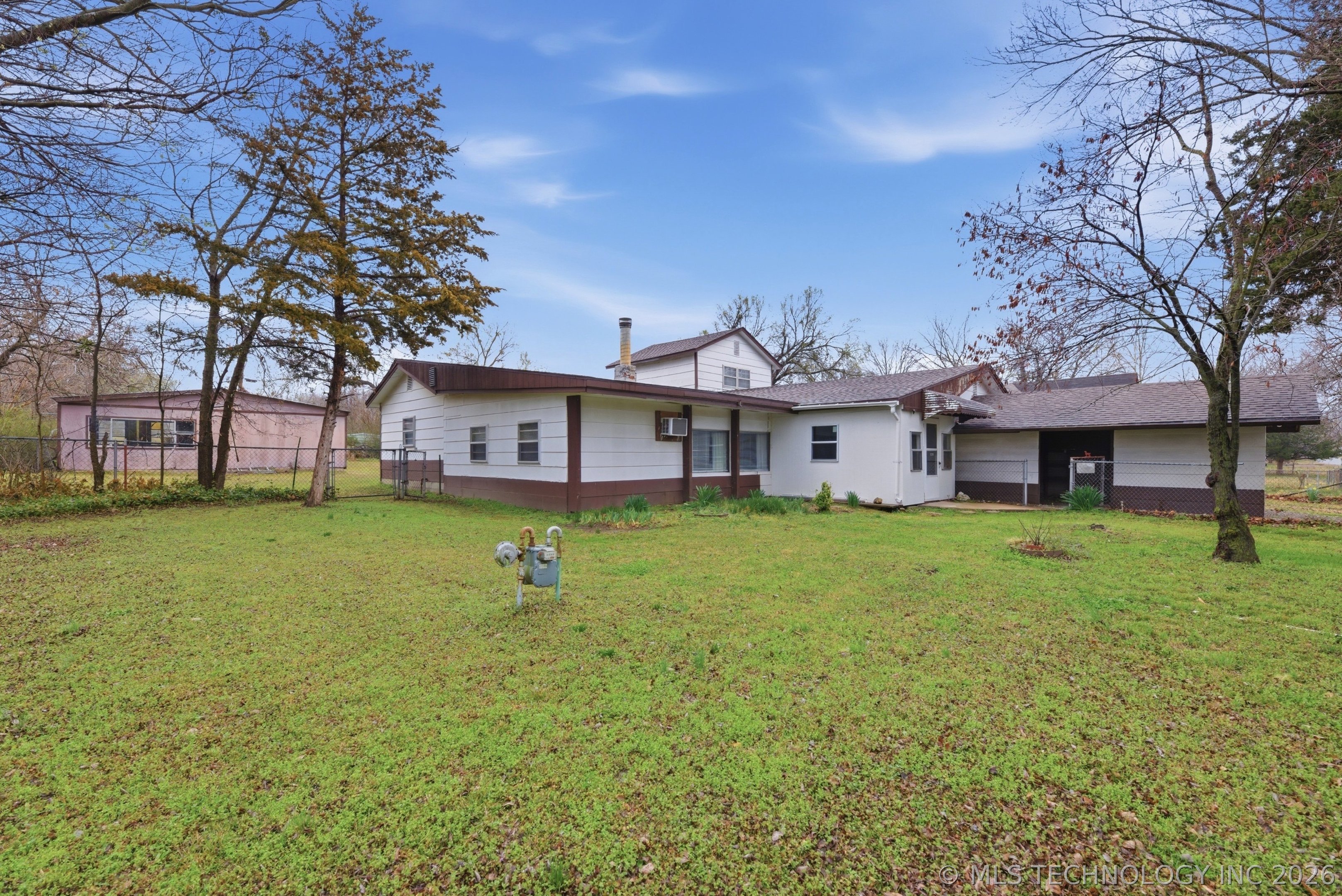139 S Beech Street Property Photo 1