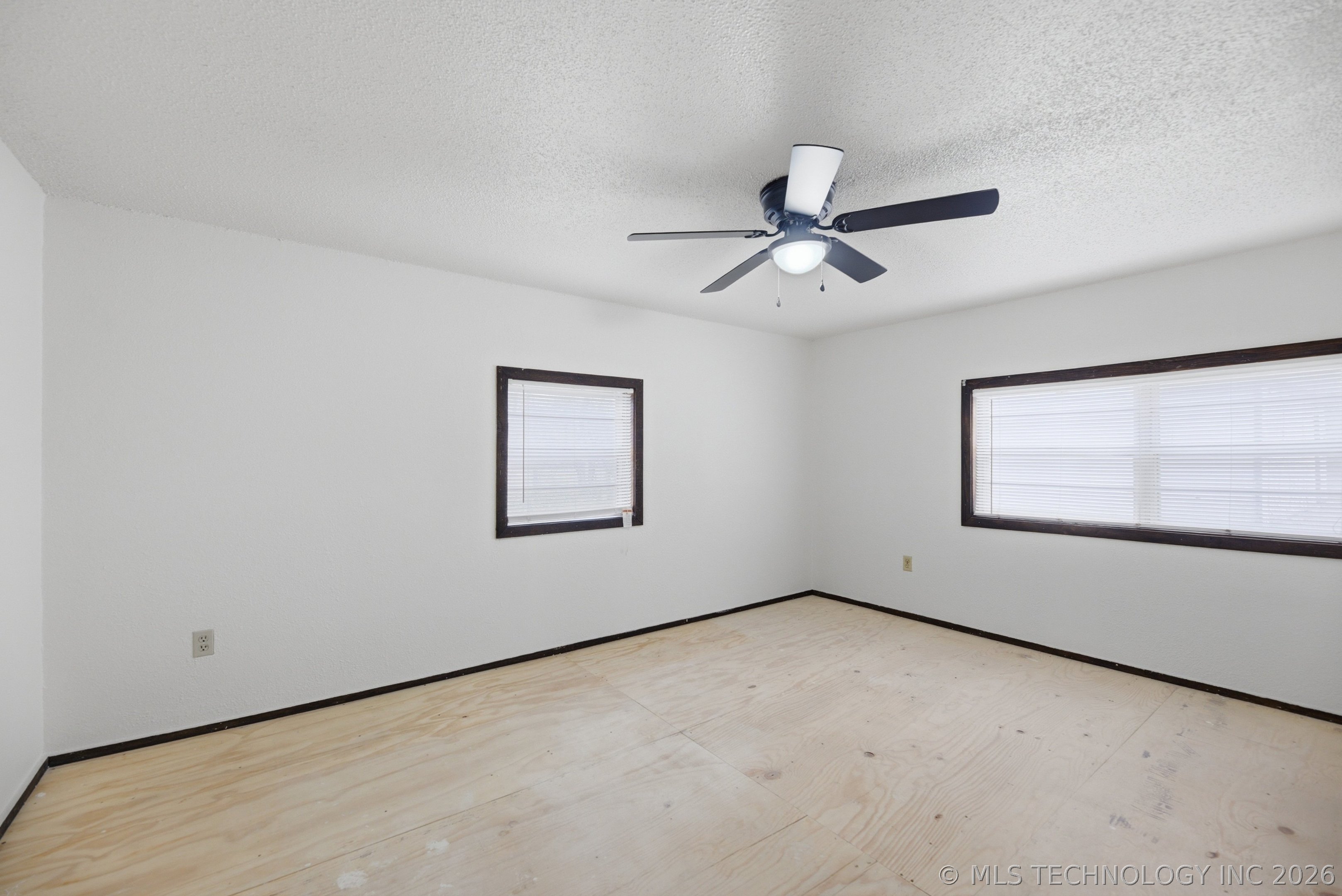 139 S Beech Street Property Photo 18