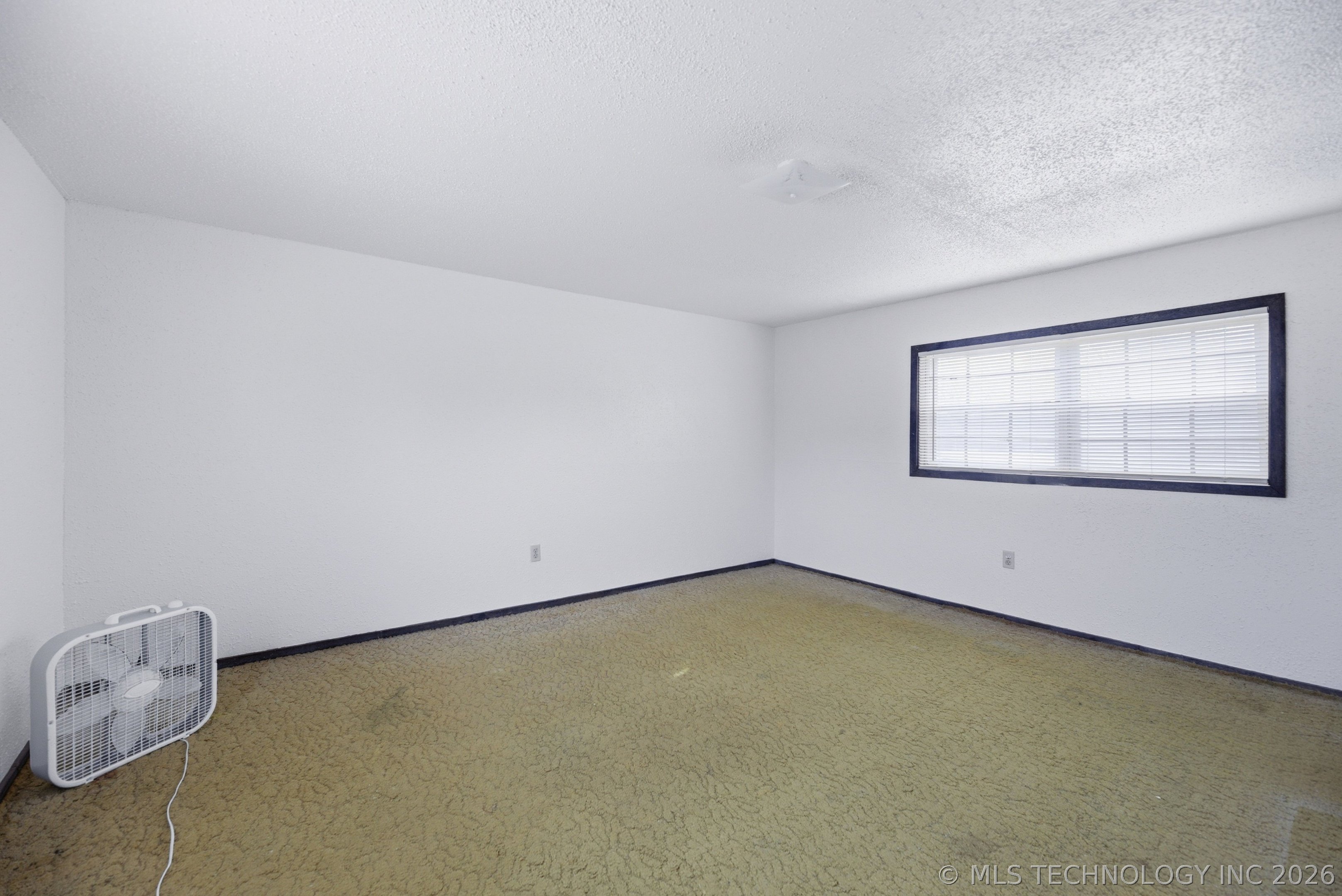 139 S Beech Street Property Photo 23