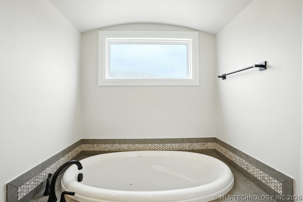 14213 S Evanston Avenue Property Photo 33