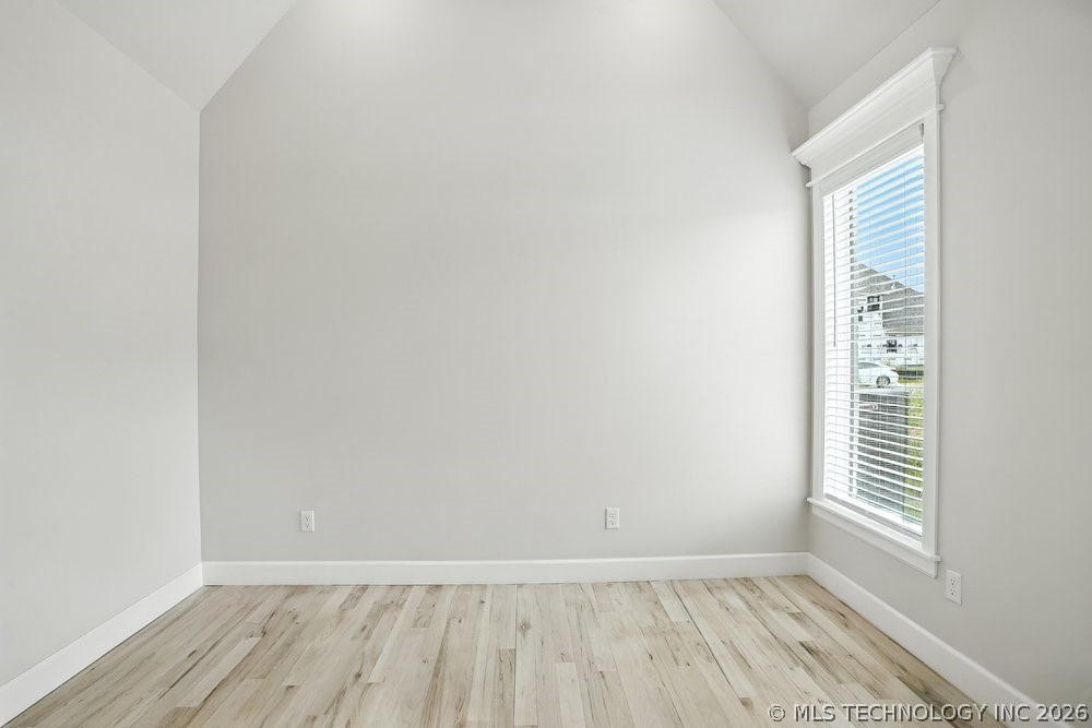 14213 S Evanston Avenue Property Photo 42