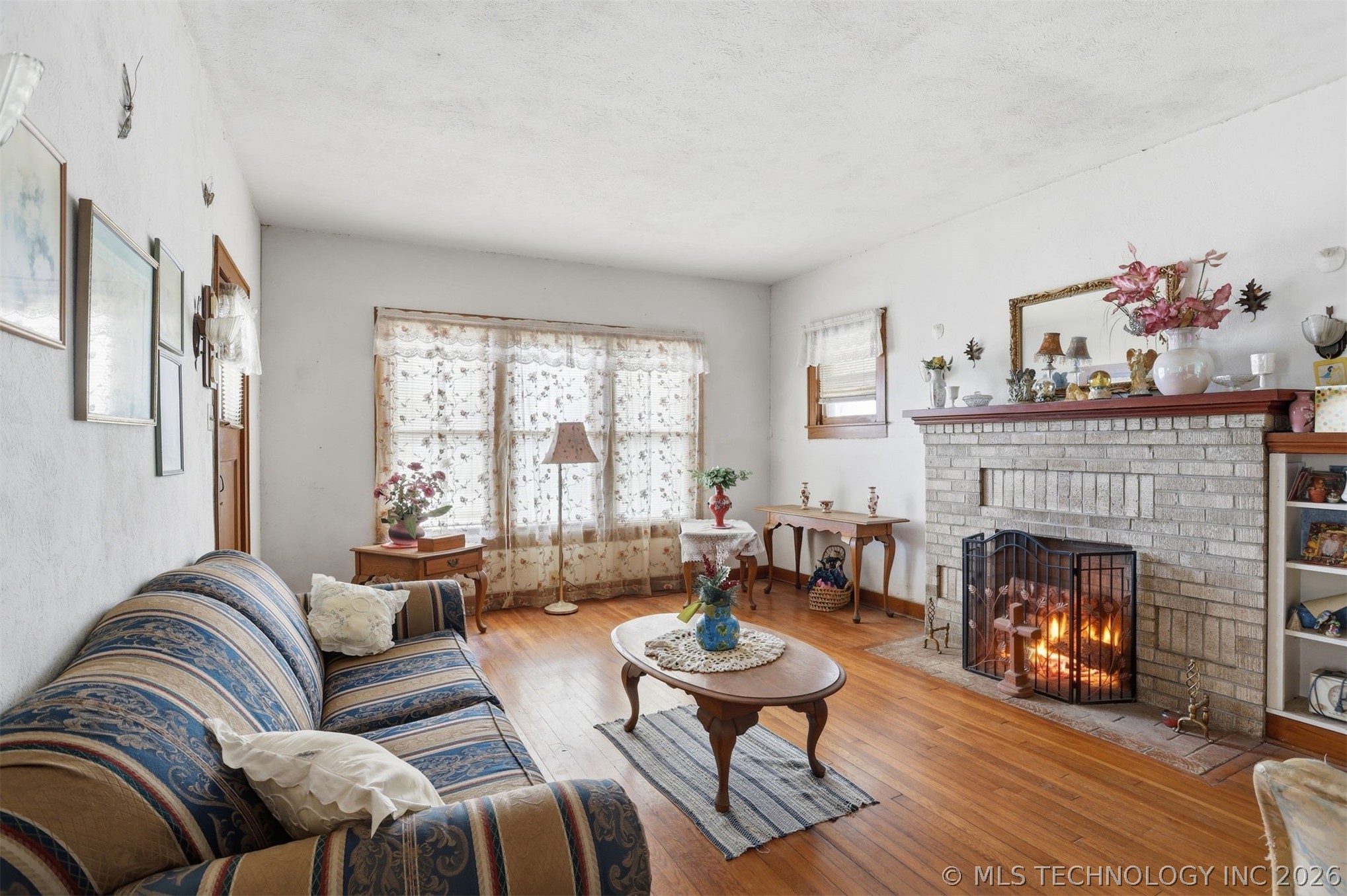 1622 W Main Property Photo 3