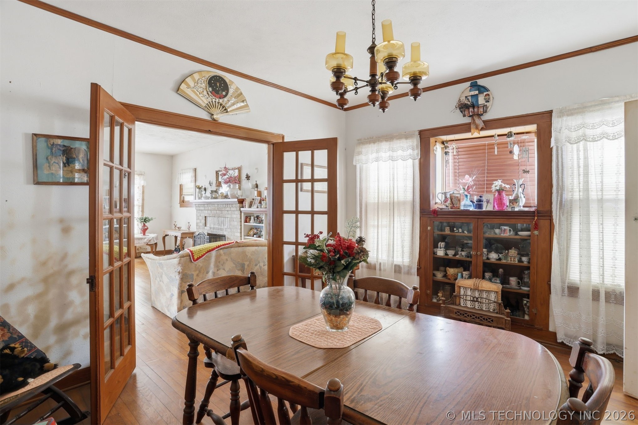 1622 W Main Property Photo 7