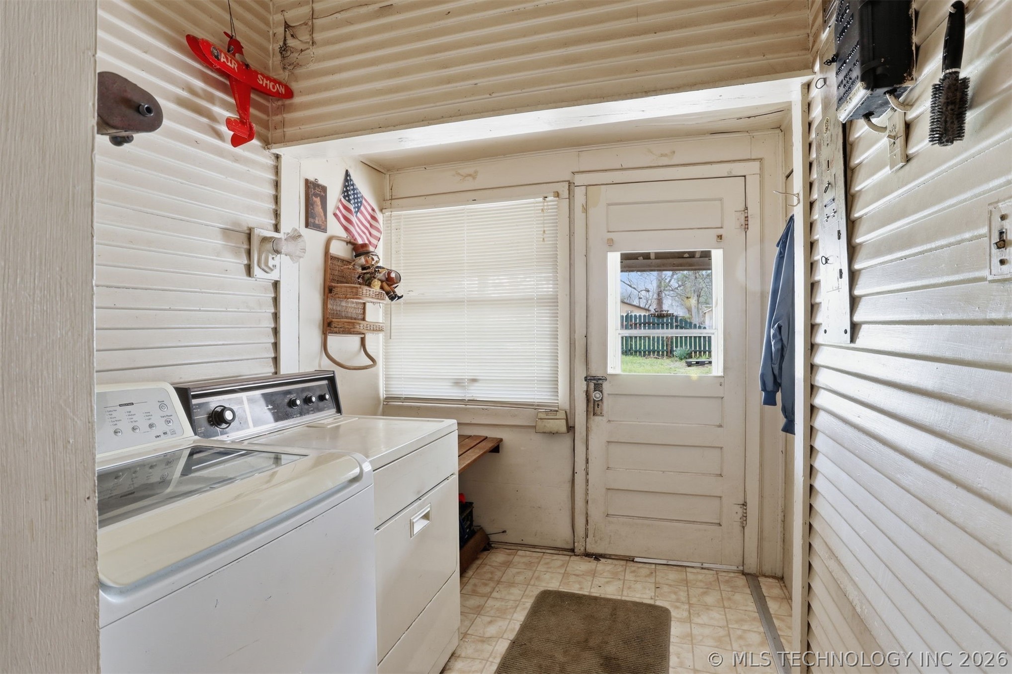 1622 W Main Property Photo 17