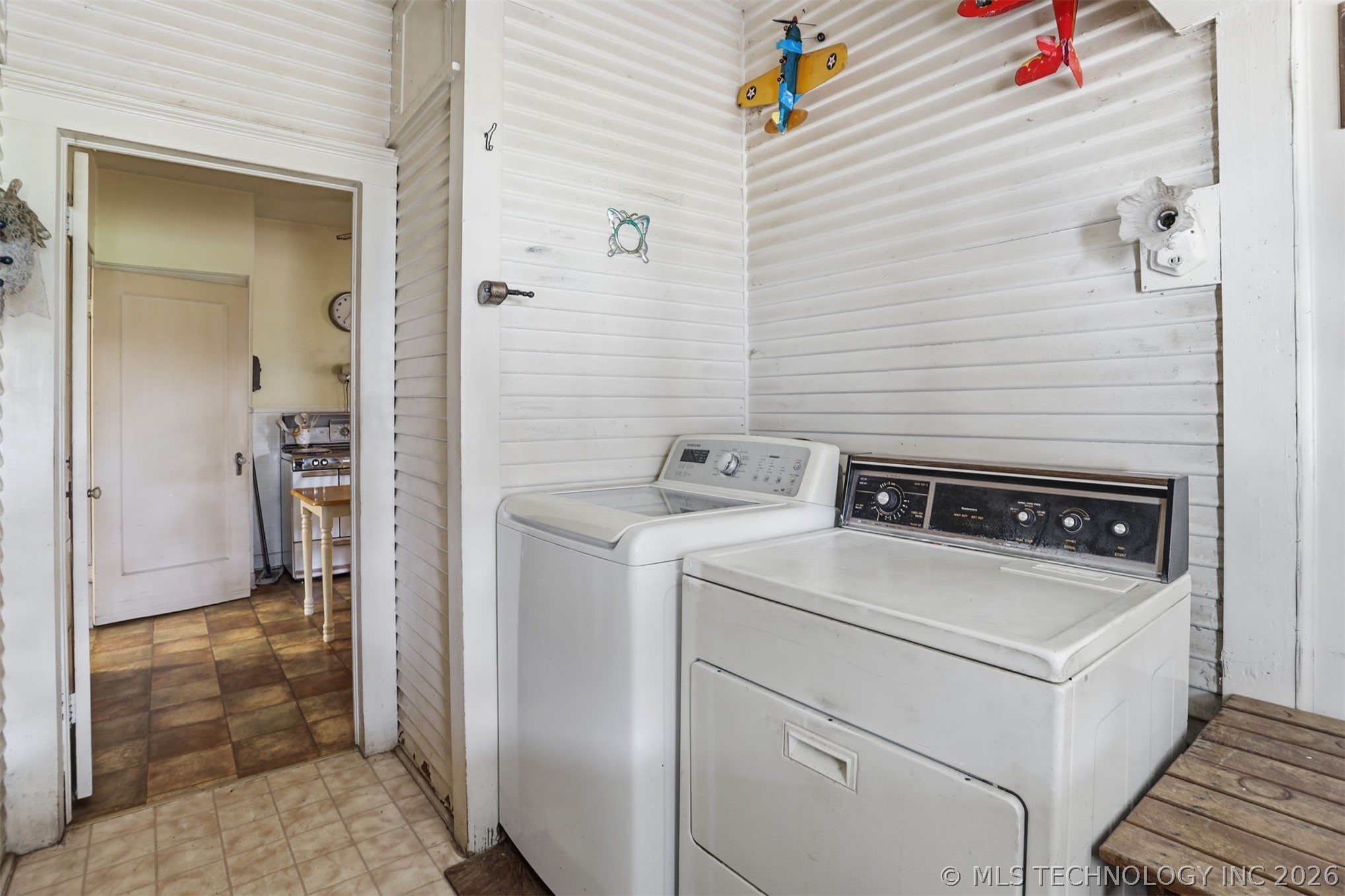 1622 W Main Property Photo 18