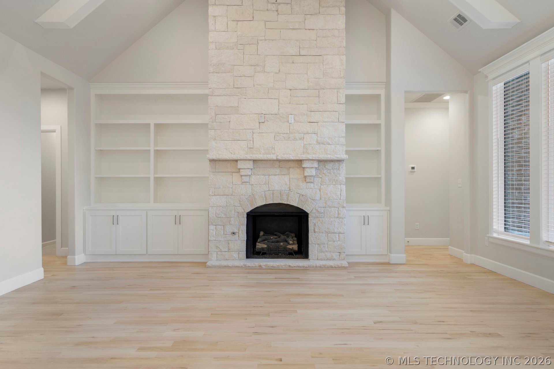 2715 W Van Buren Court Property Photo 7