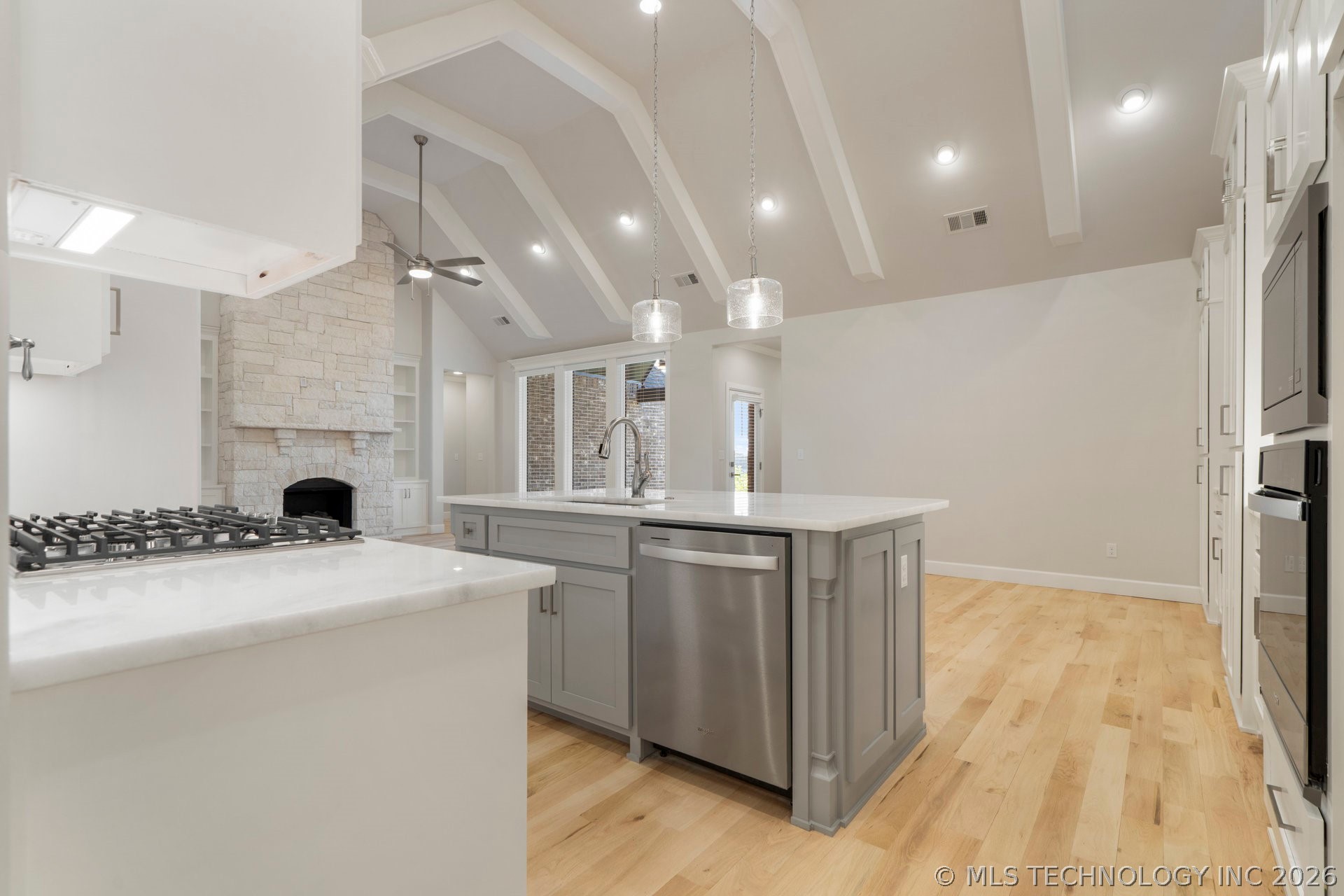 2715 W Van Buren Court Property Photo 18