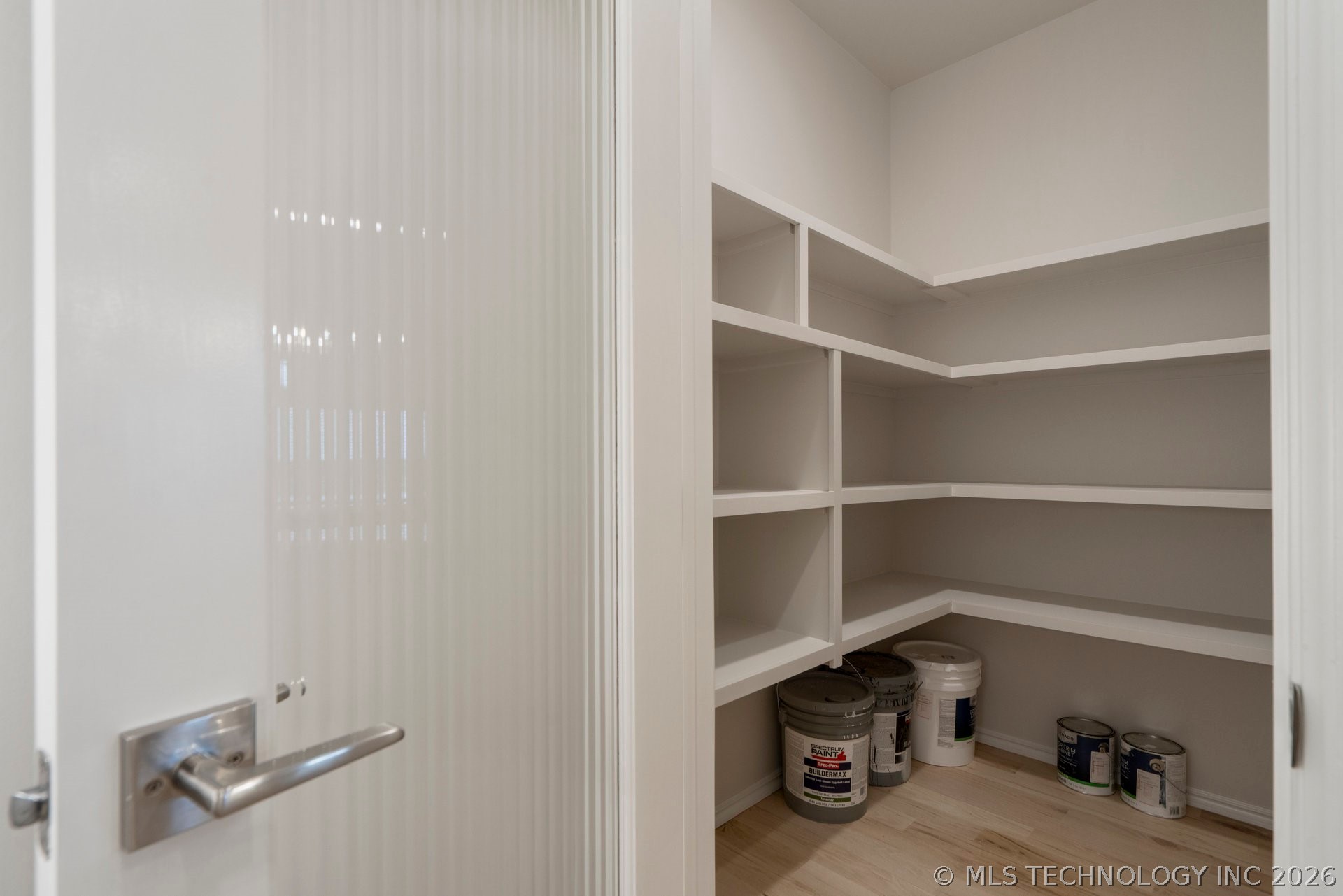 2715 W Van Buren Court Property Photo 19