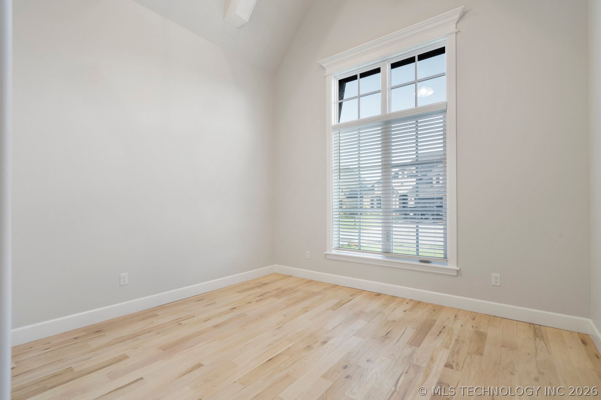 2715 W Van Buren Court Property Photo 20
