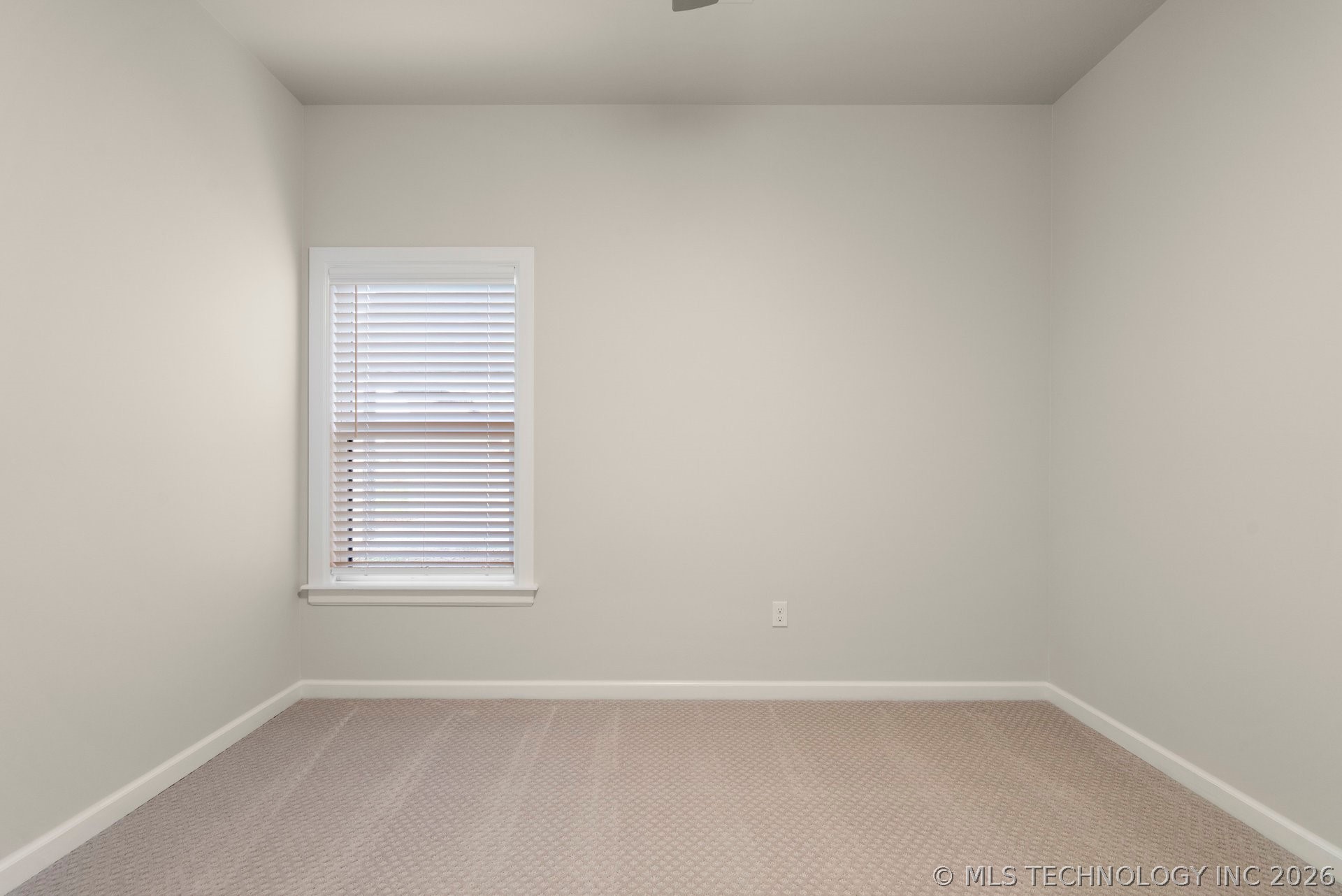 2715 W Van Buren Court Property Photo 34