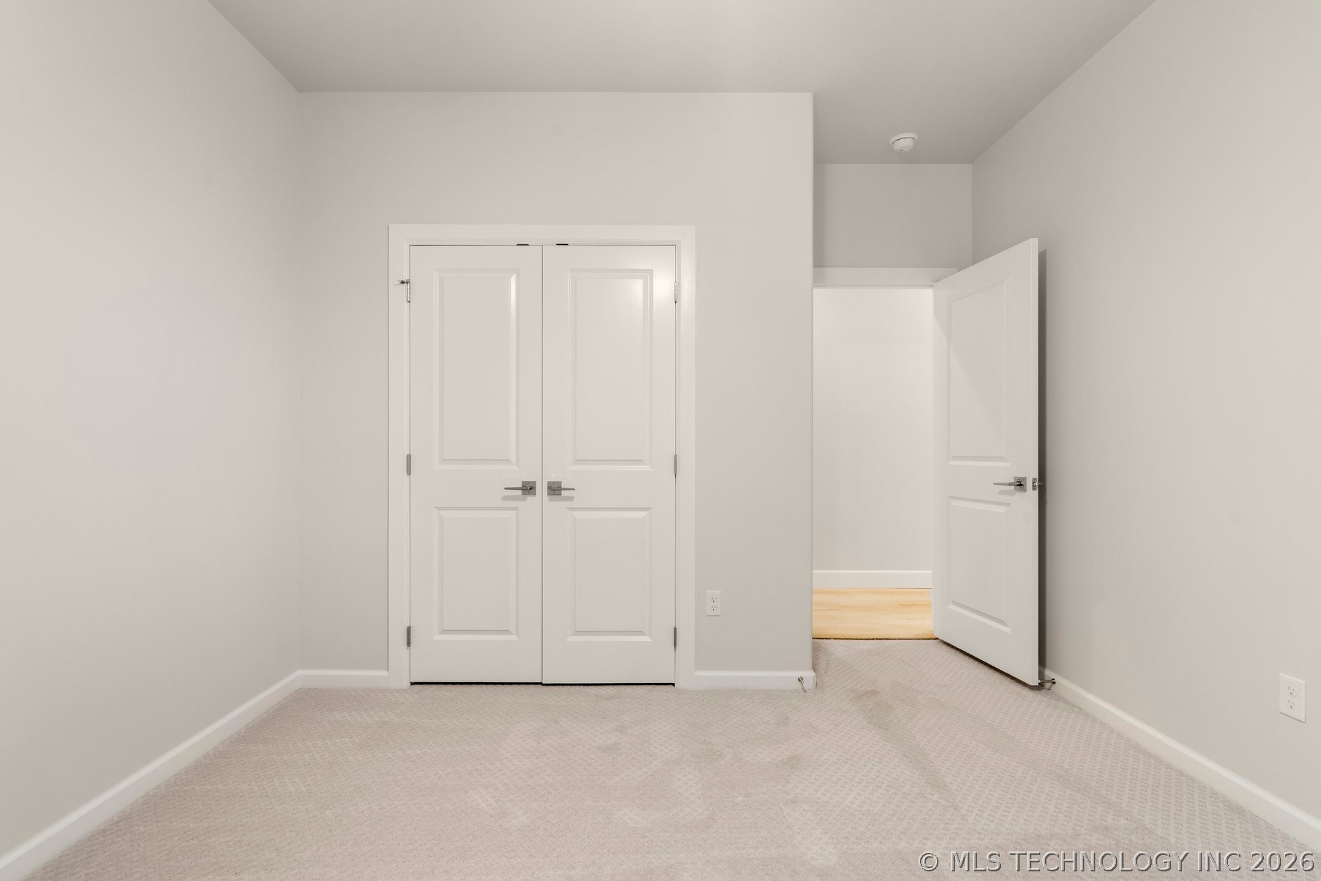 2715 W Van Buren Court Property Photo 35