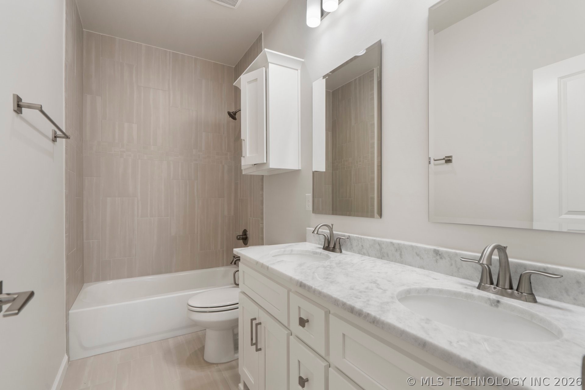 2715 W Van Buren Court Property Photo 36