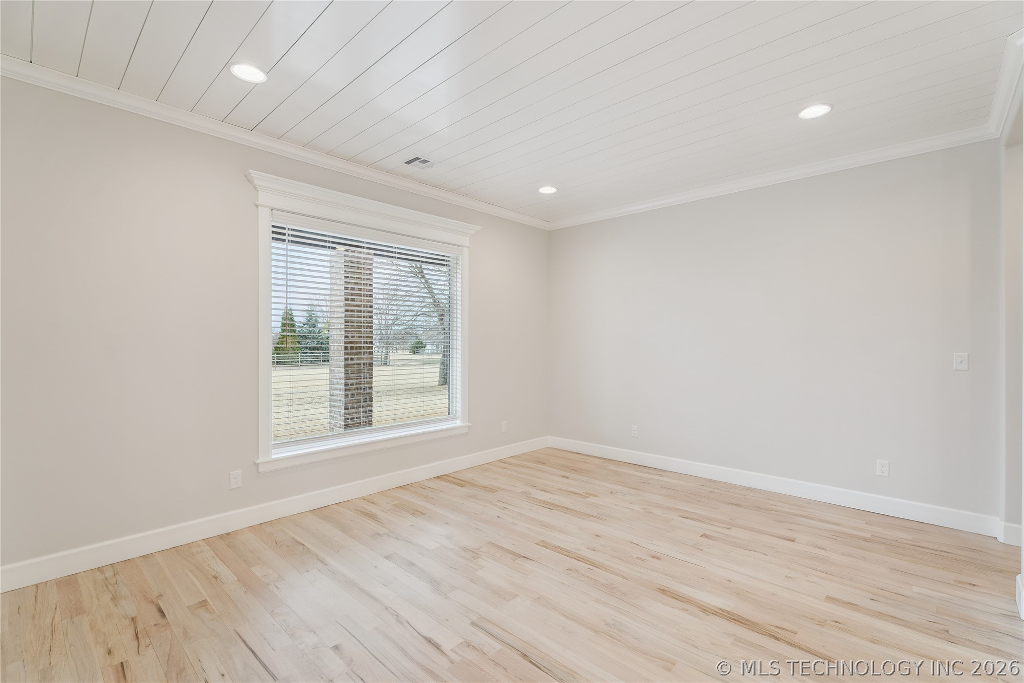 6322 N Wildwood Lane Property Photo 25