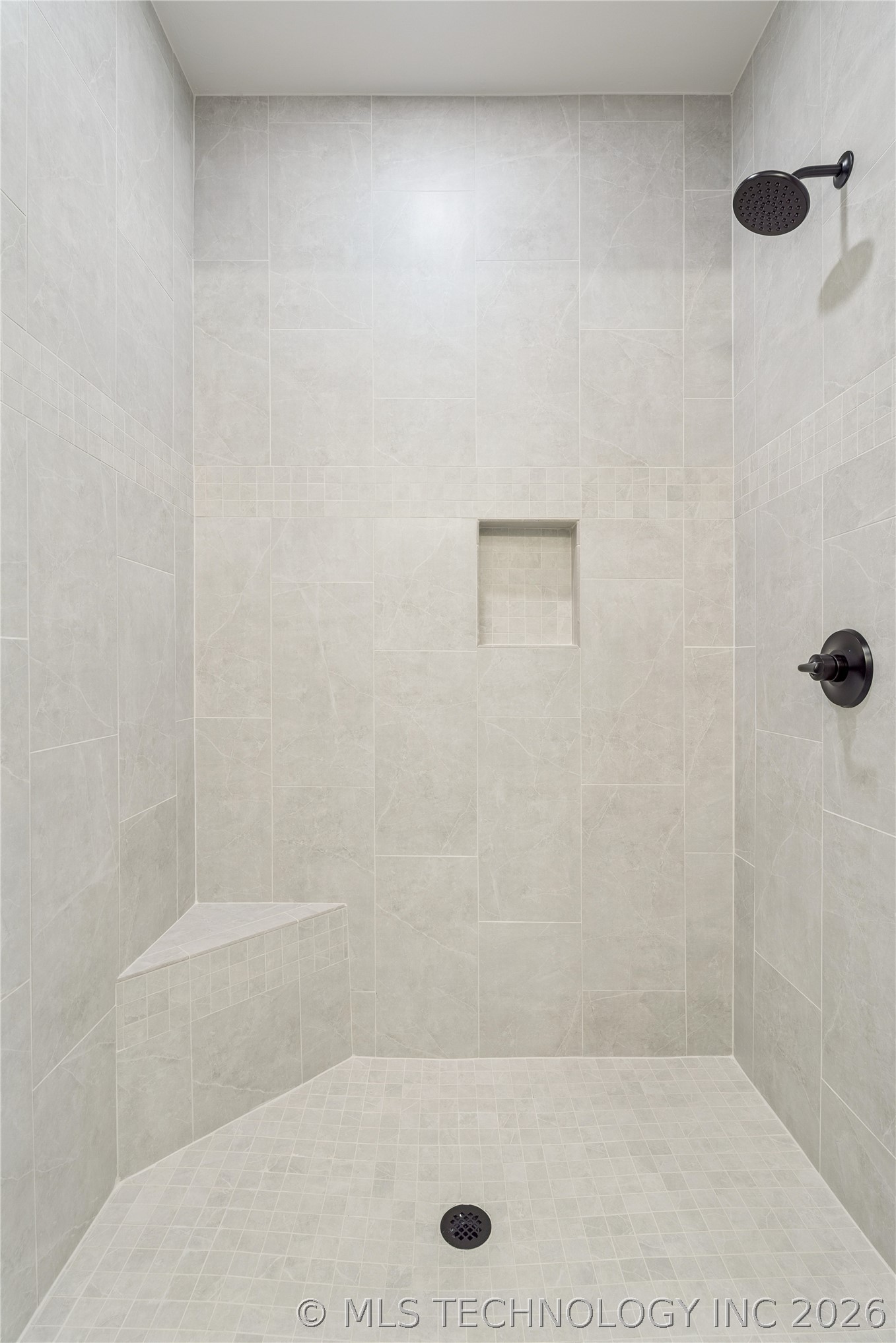 6322 N Wildwood Lane Property Photo 38