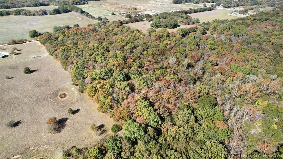 10392 S Buckholt Road Property Photo 4