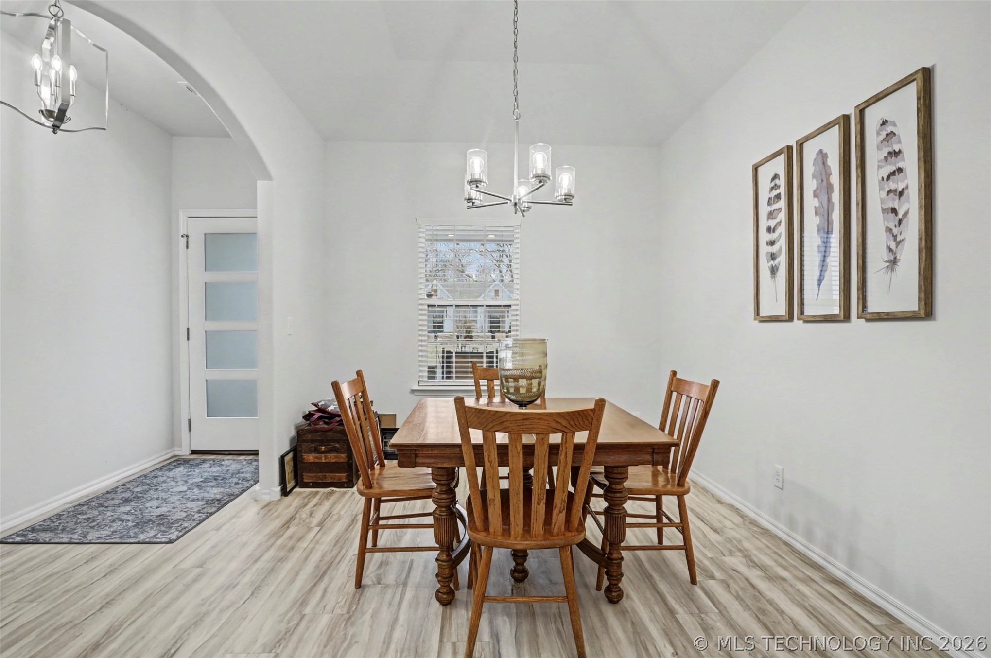 1905 W Huntsville Place Property Photo 10
