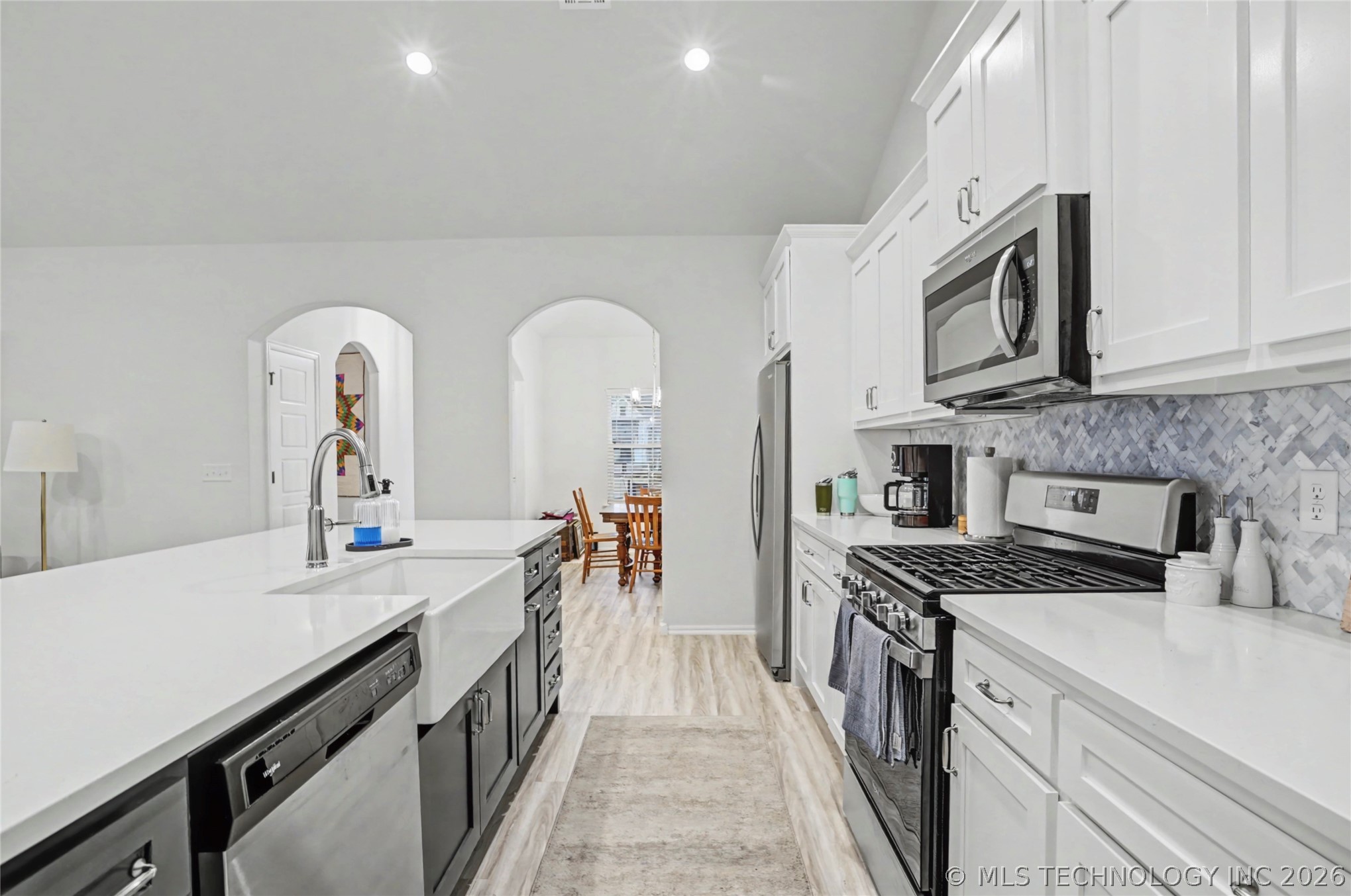 1905 W Huntsville Place Property Photo 16