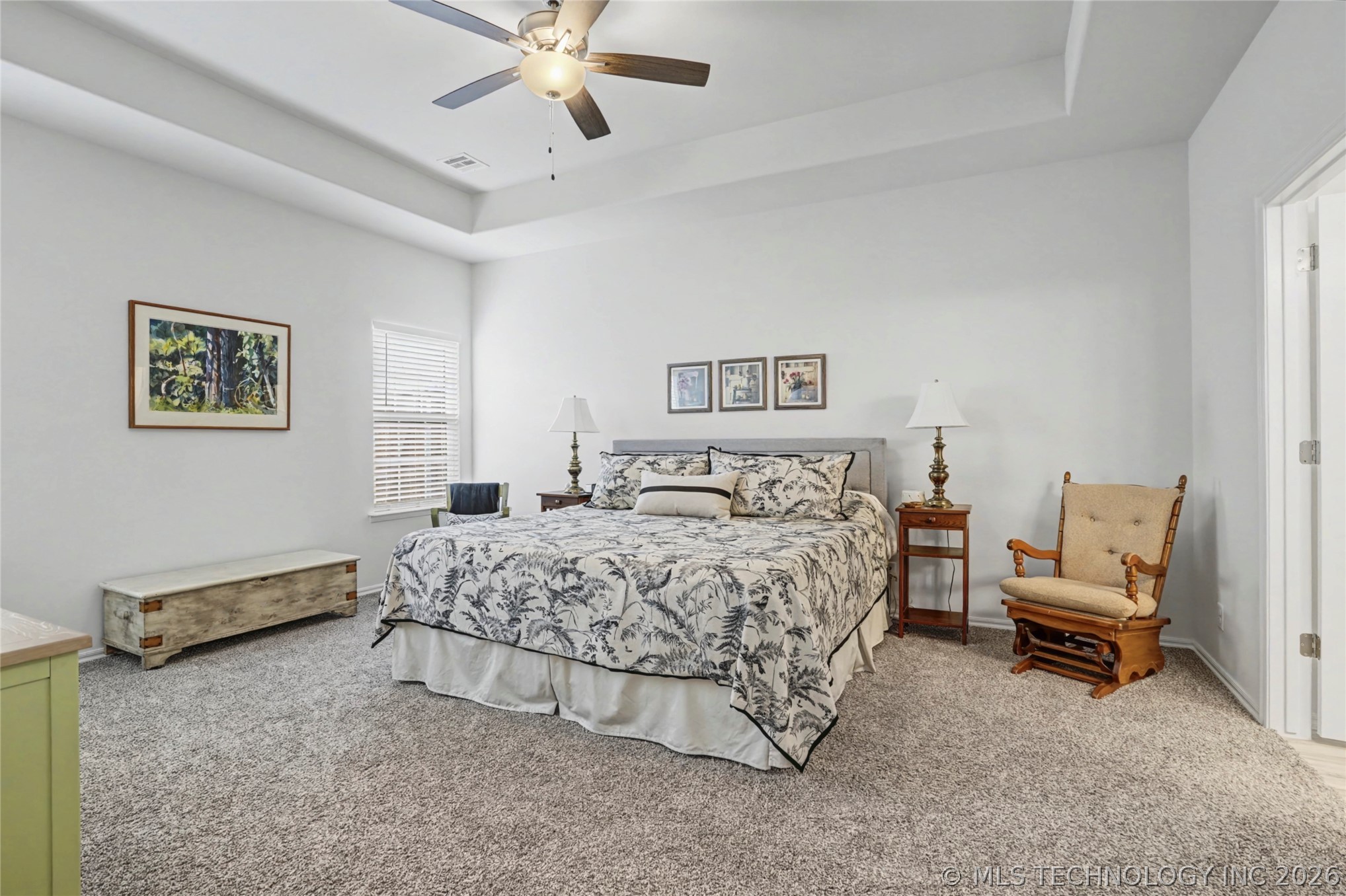 1905 W Huntsville Place Property Photo 26