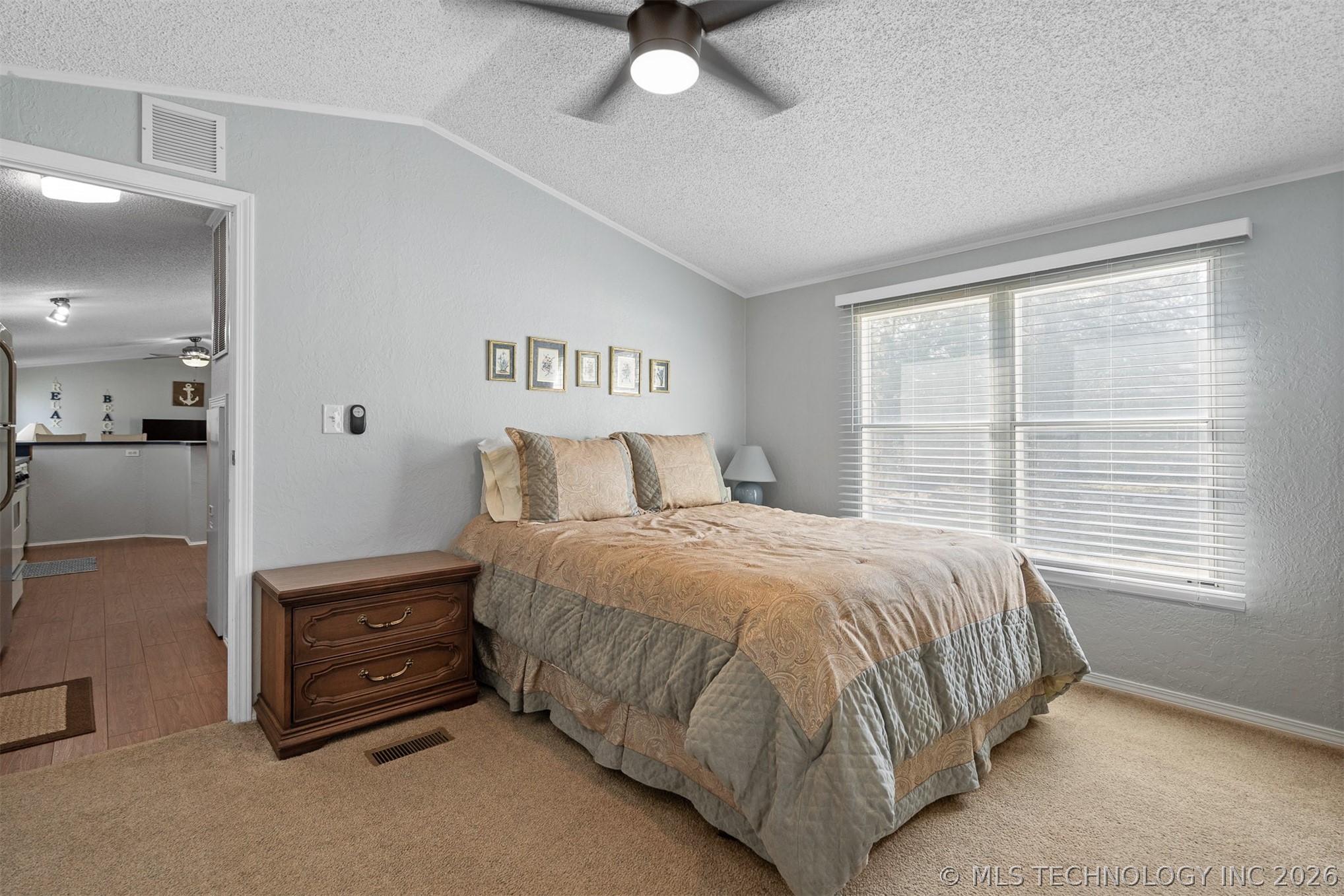 304 Centennial Property Photo 17